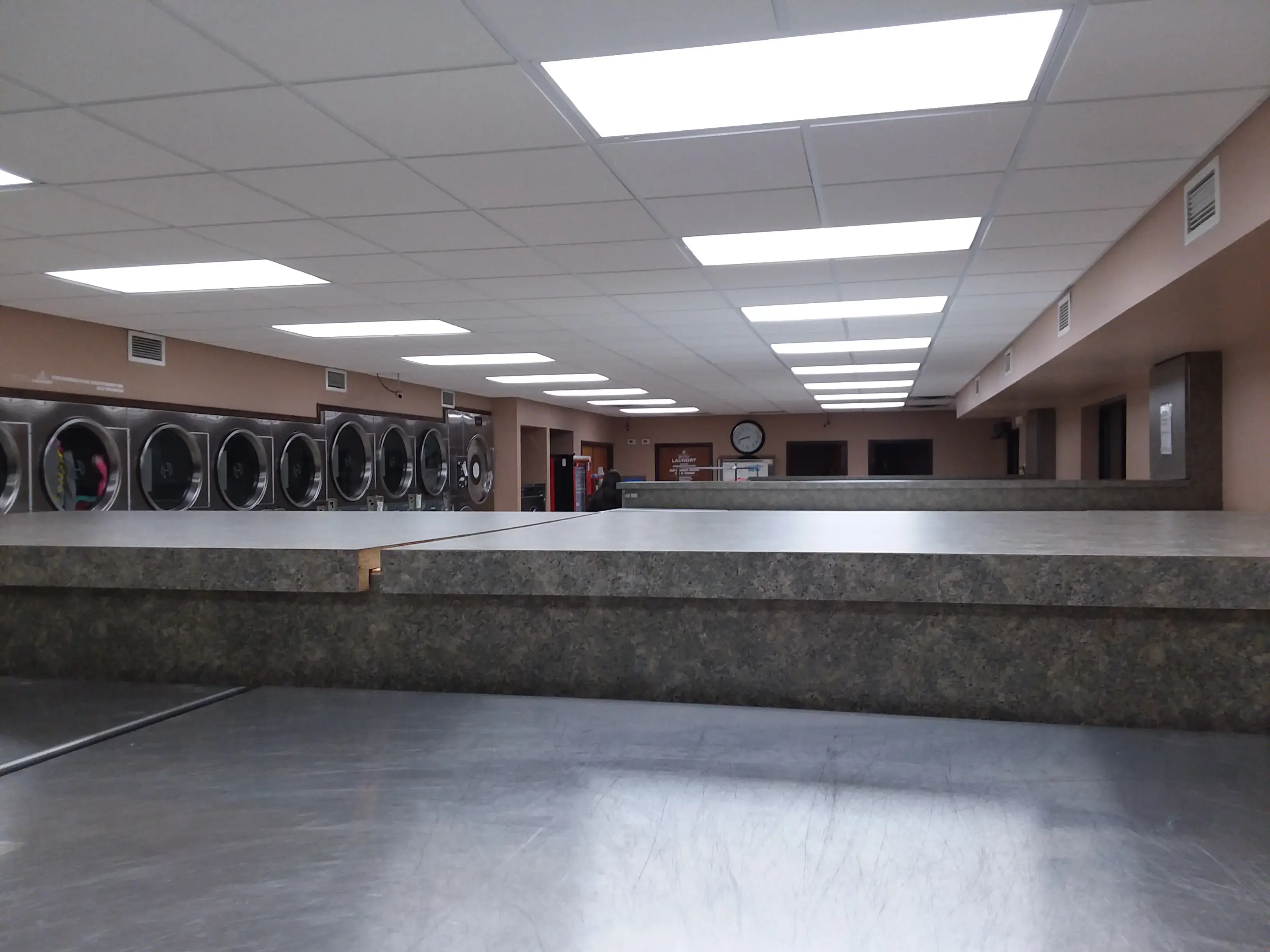 Park Avenue Laundry - Image 8