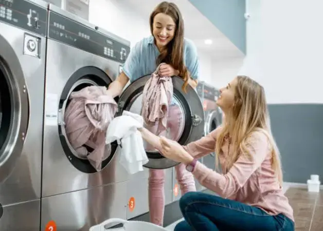 Park Boulevard Laundry & Dry Cleaners - Image 17