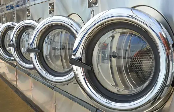 Park Boulevard Laundry & Dry Cleaners - Image 4