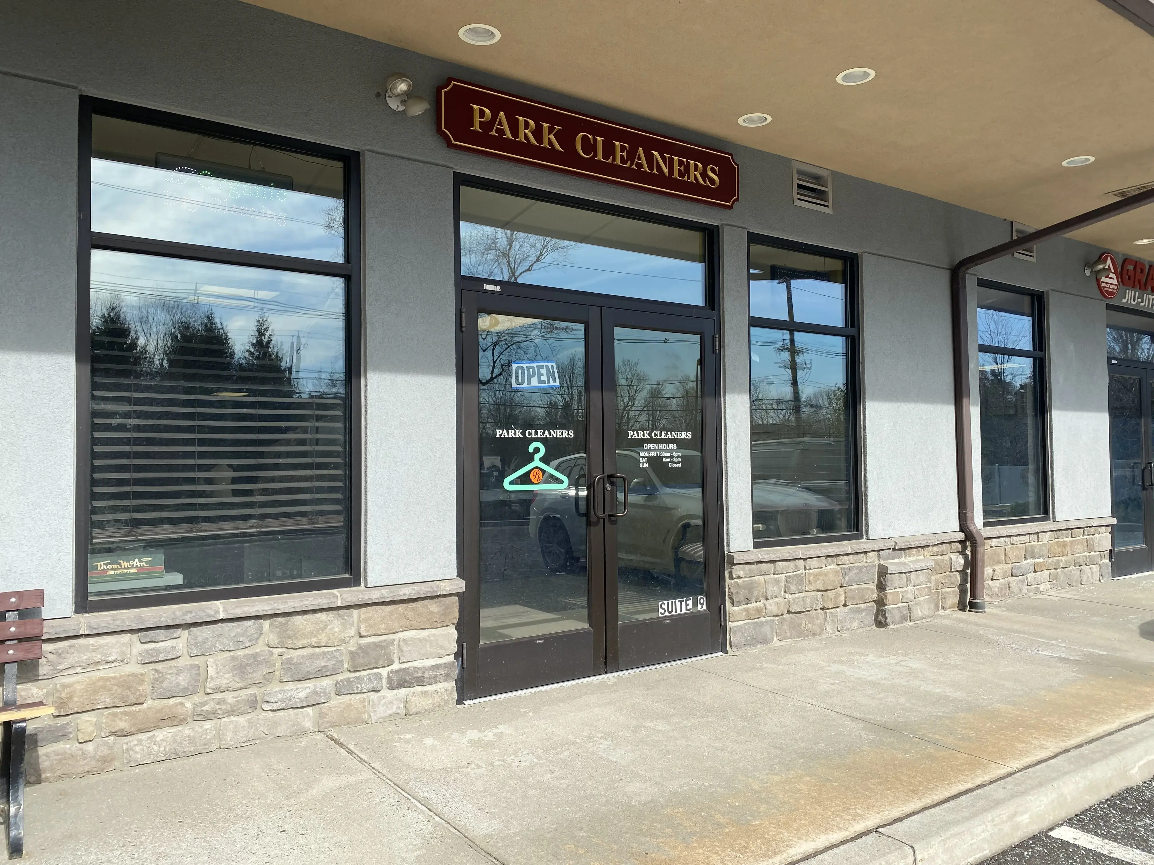Park Cleaners thumbnail 2