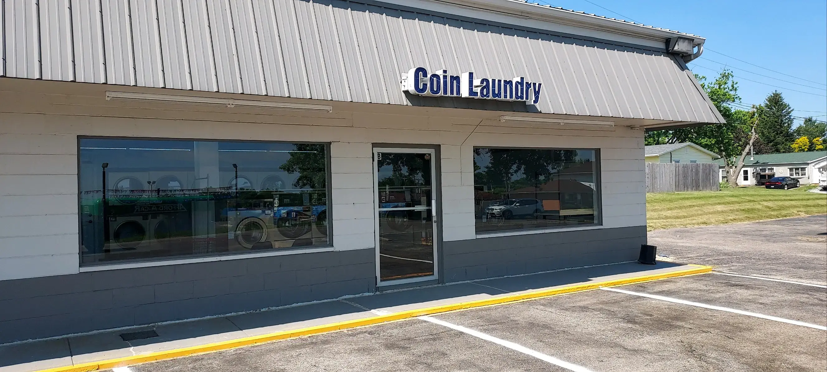 Park Layne Coin Laundry thumbnail 3
