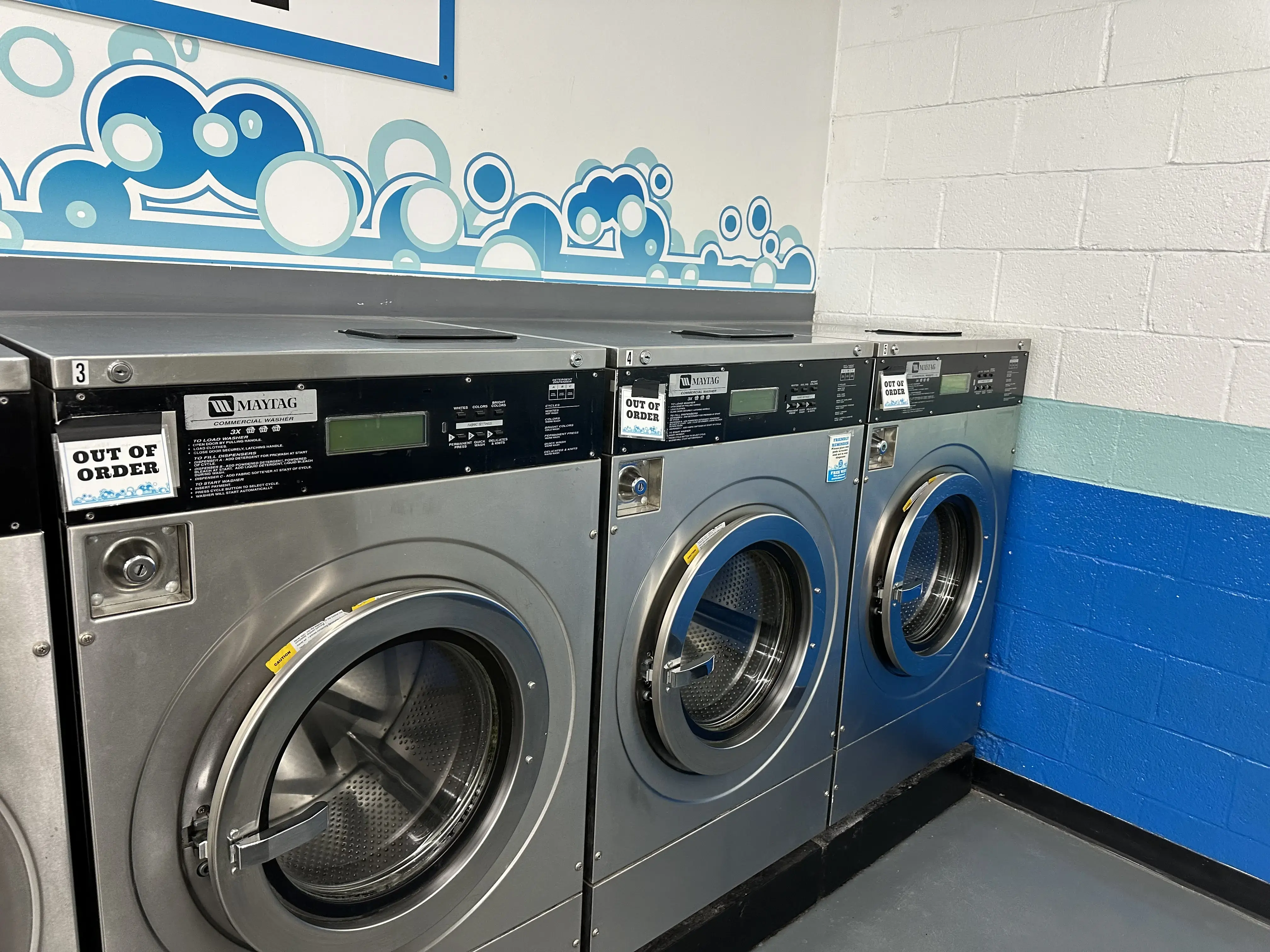 Park Side Laundromat thumbnail 15