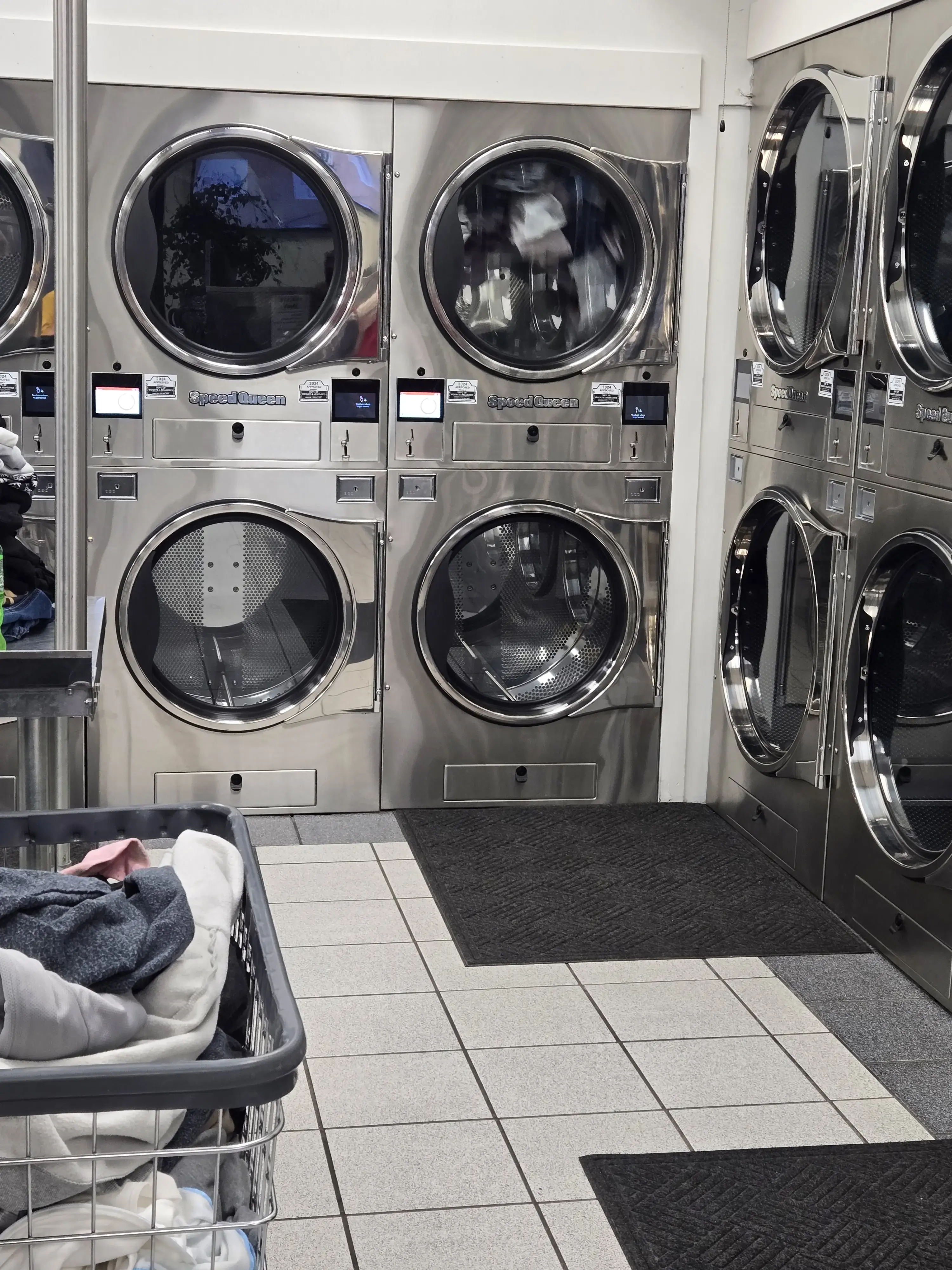 Parkhouse Laundry Co. thumbnail 18