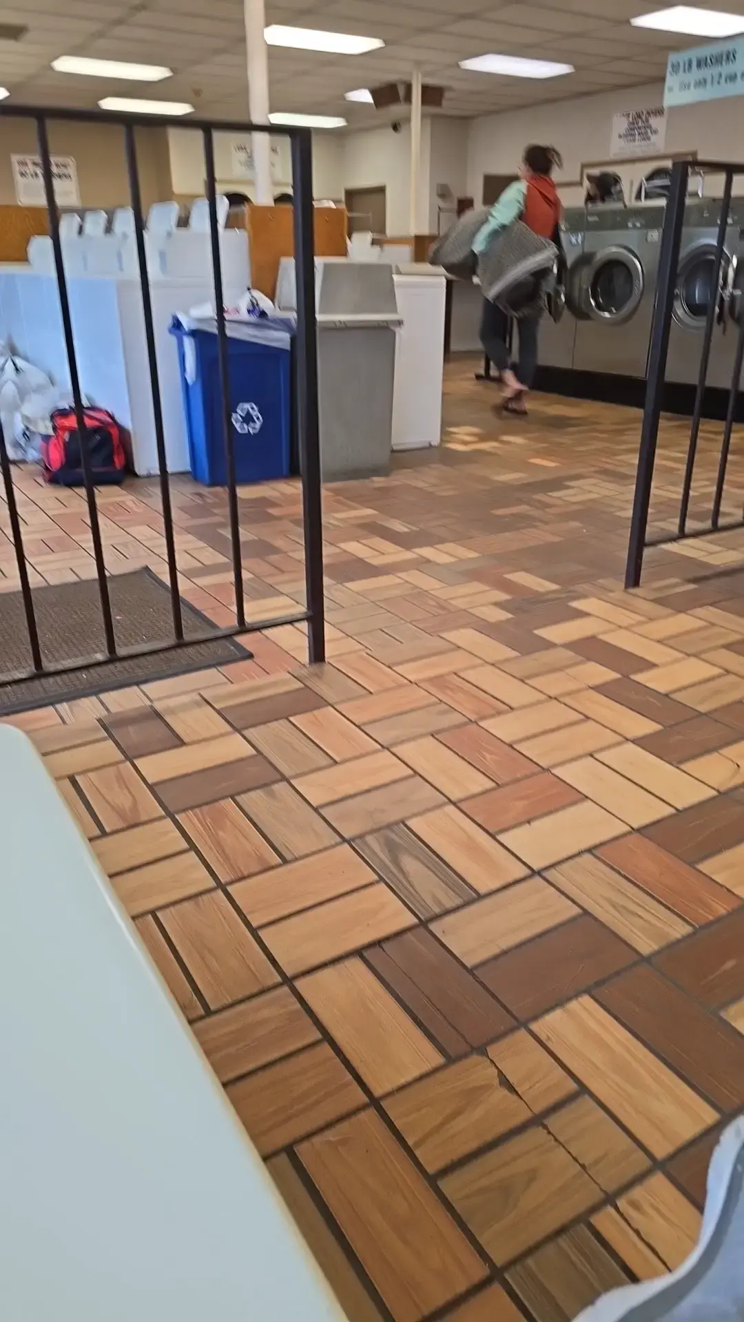 Parktowne Speed Queen Laundry thumbnail 5