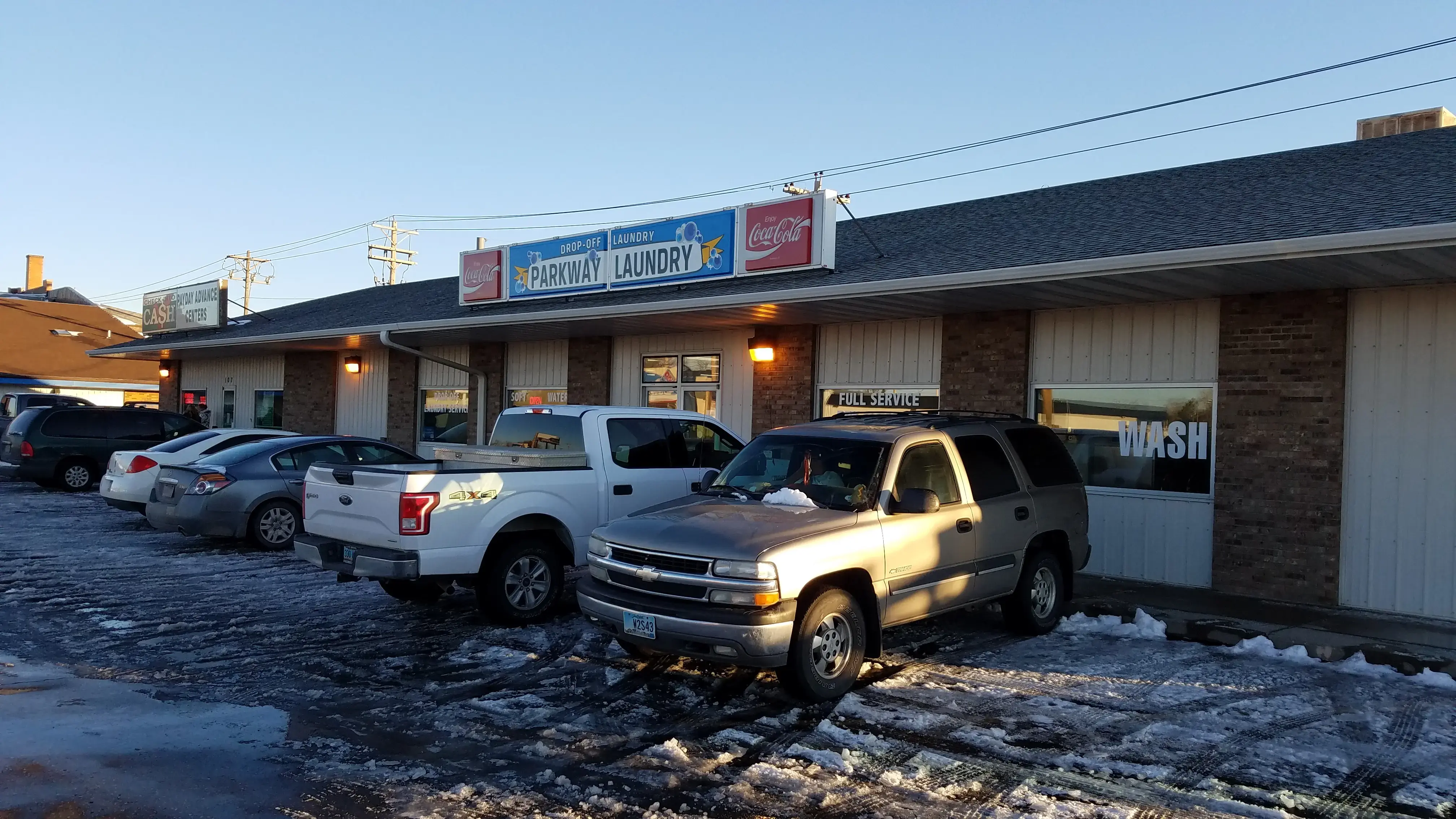 Parkway Laundromat thumbnail 4