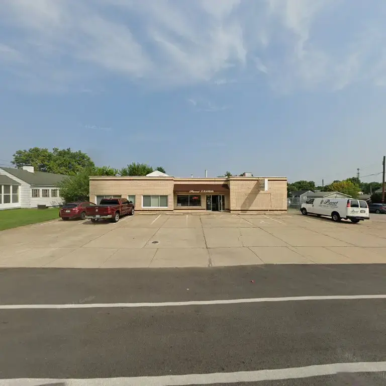 Parrot Cleaners Inc thumbnail 8