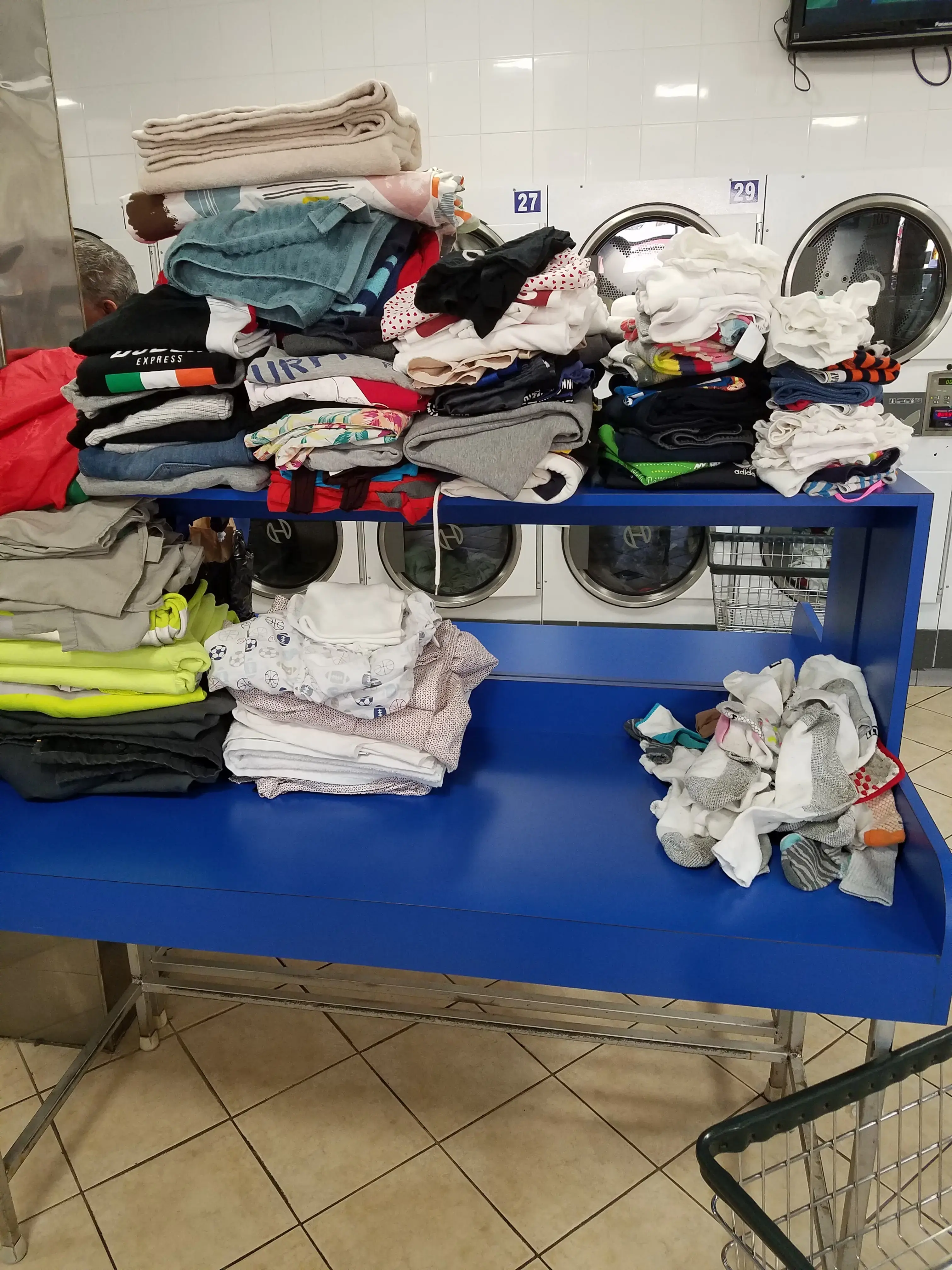 Parsons MegaWash Laundromat thumbnail 9