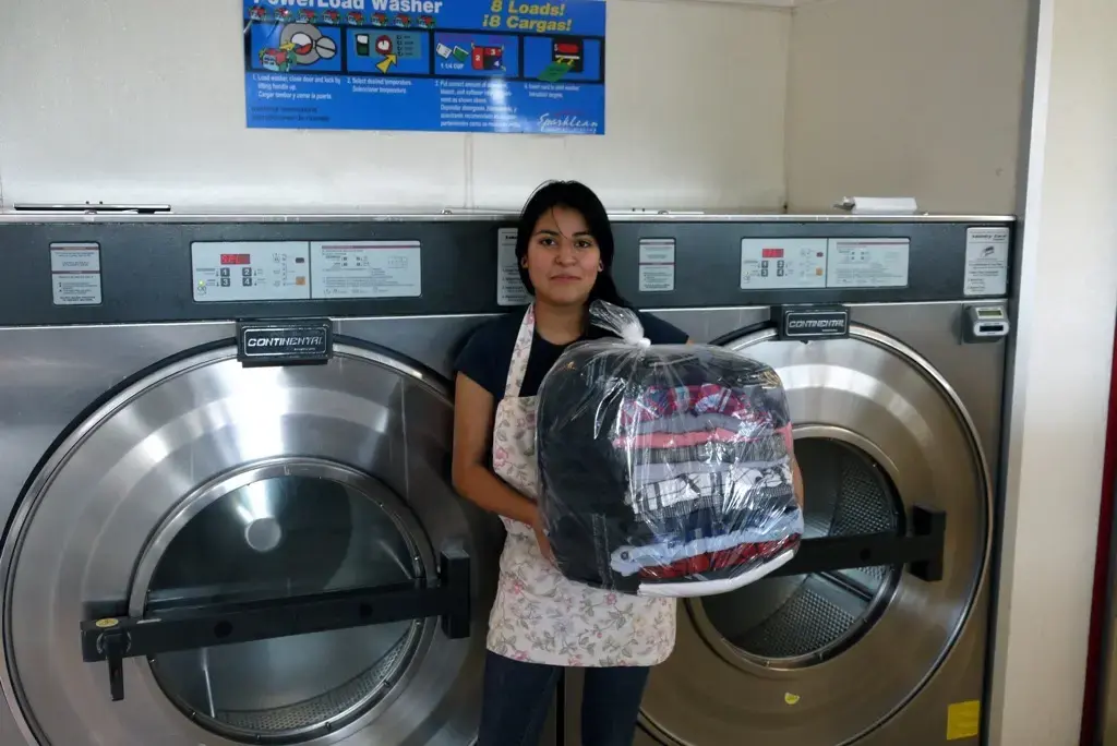 Pasadena Laundry thumbnail 13