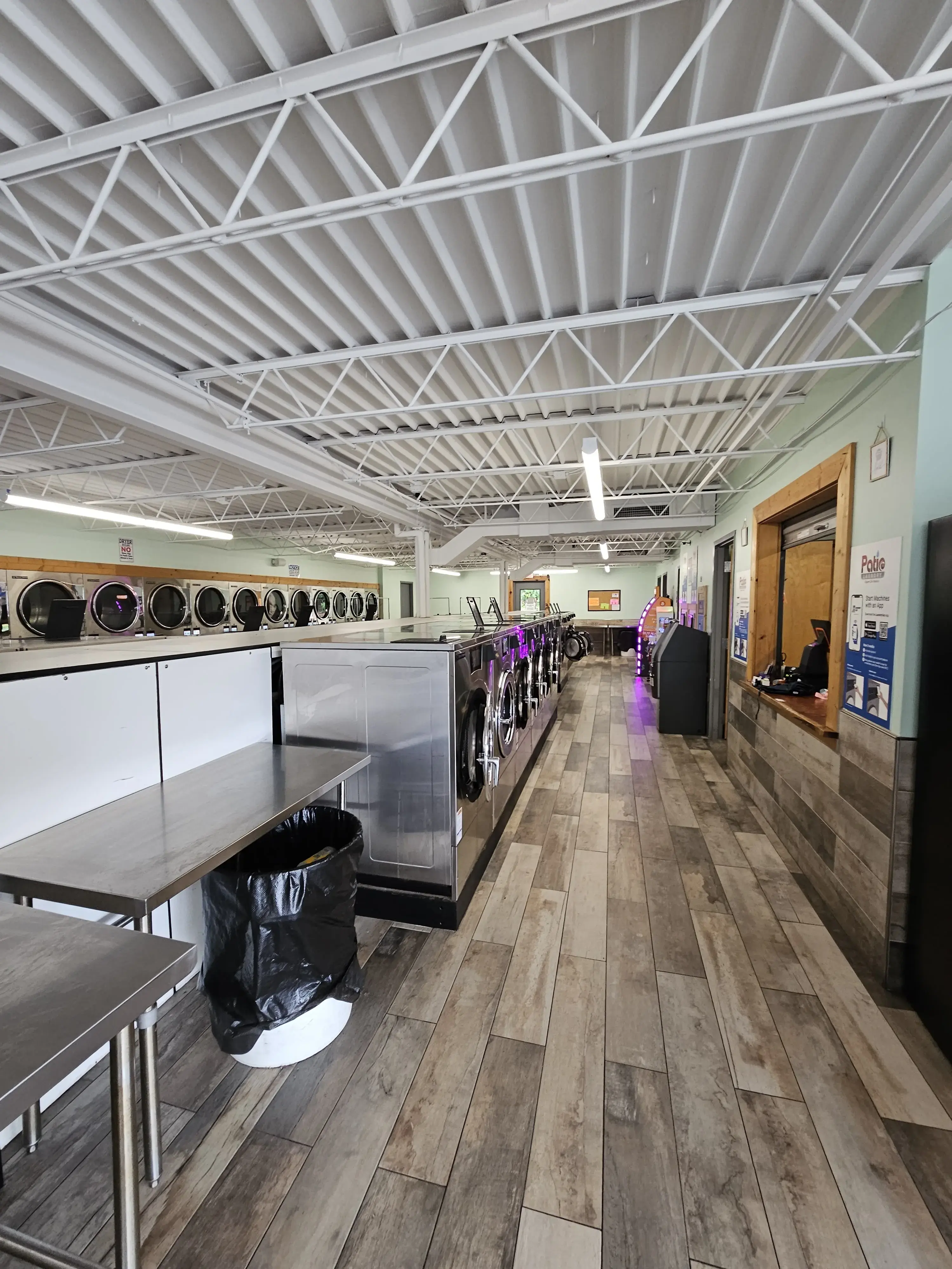 Patio Laundry - Image 2