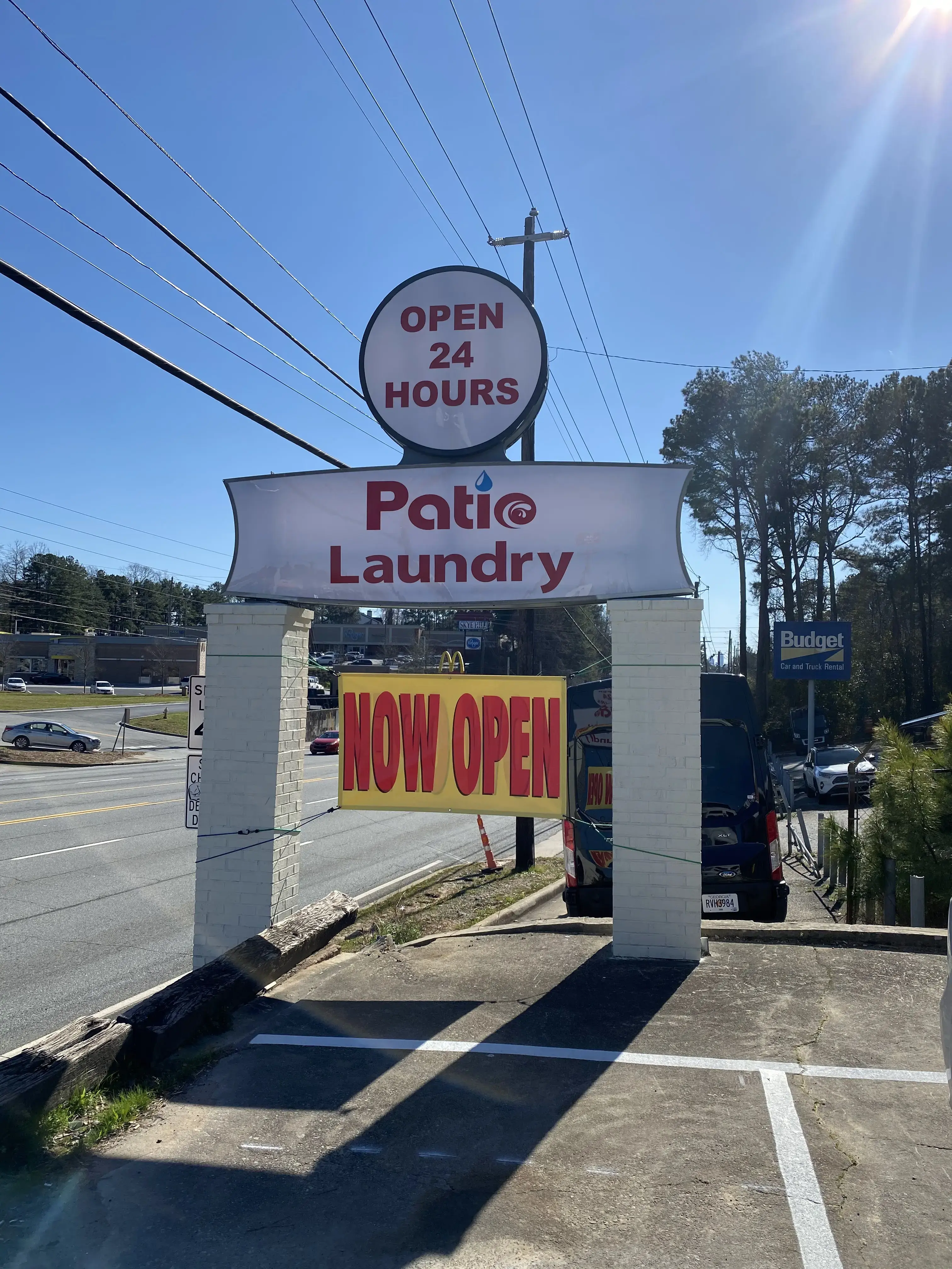 Patio Laundry thumbnail 6