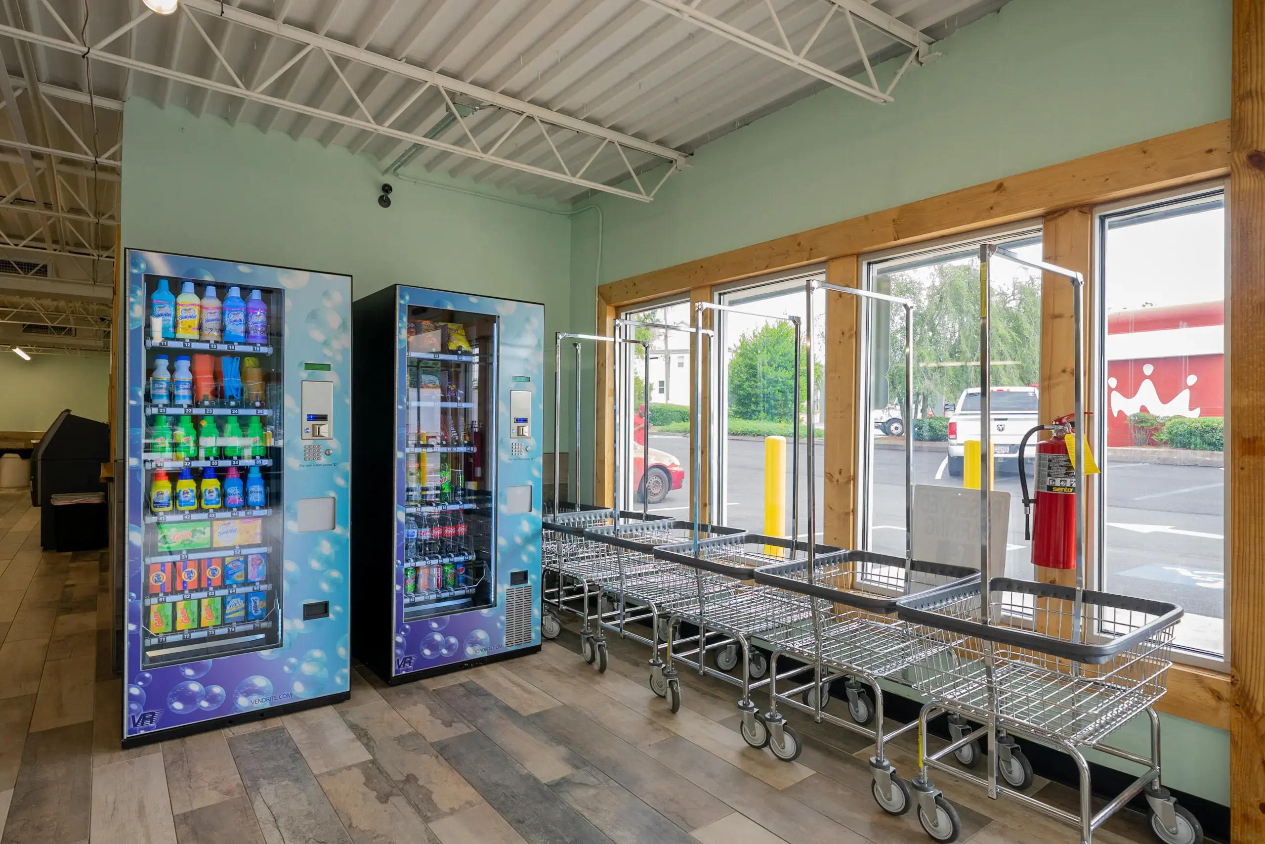 Patio Laundry - Image 7