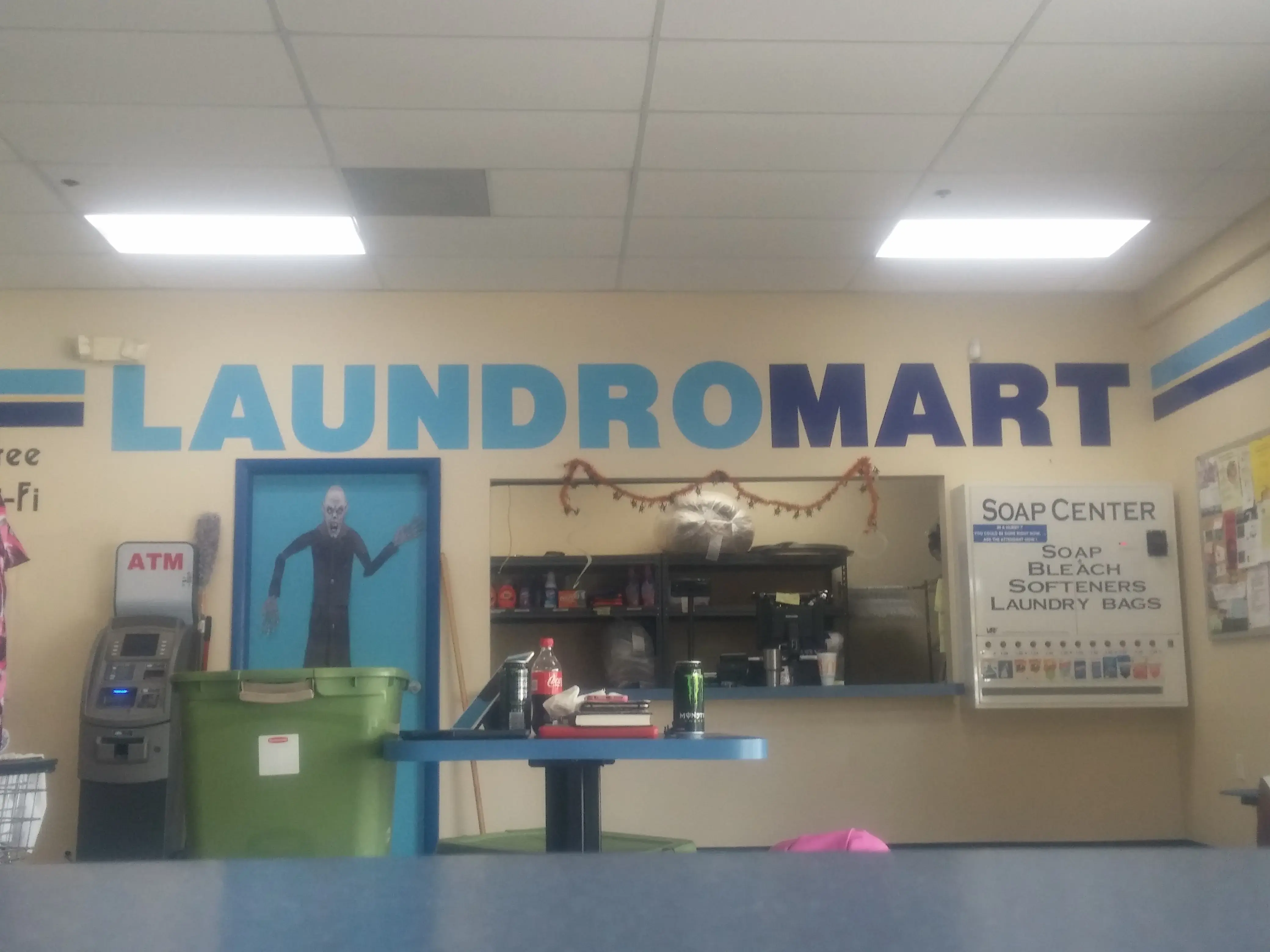 Patio Laundry thumbnail 18