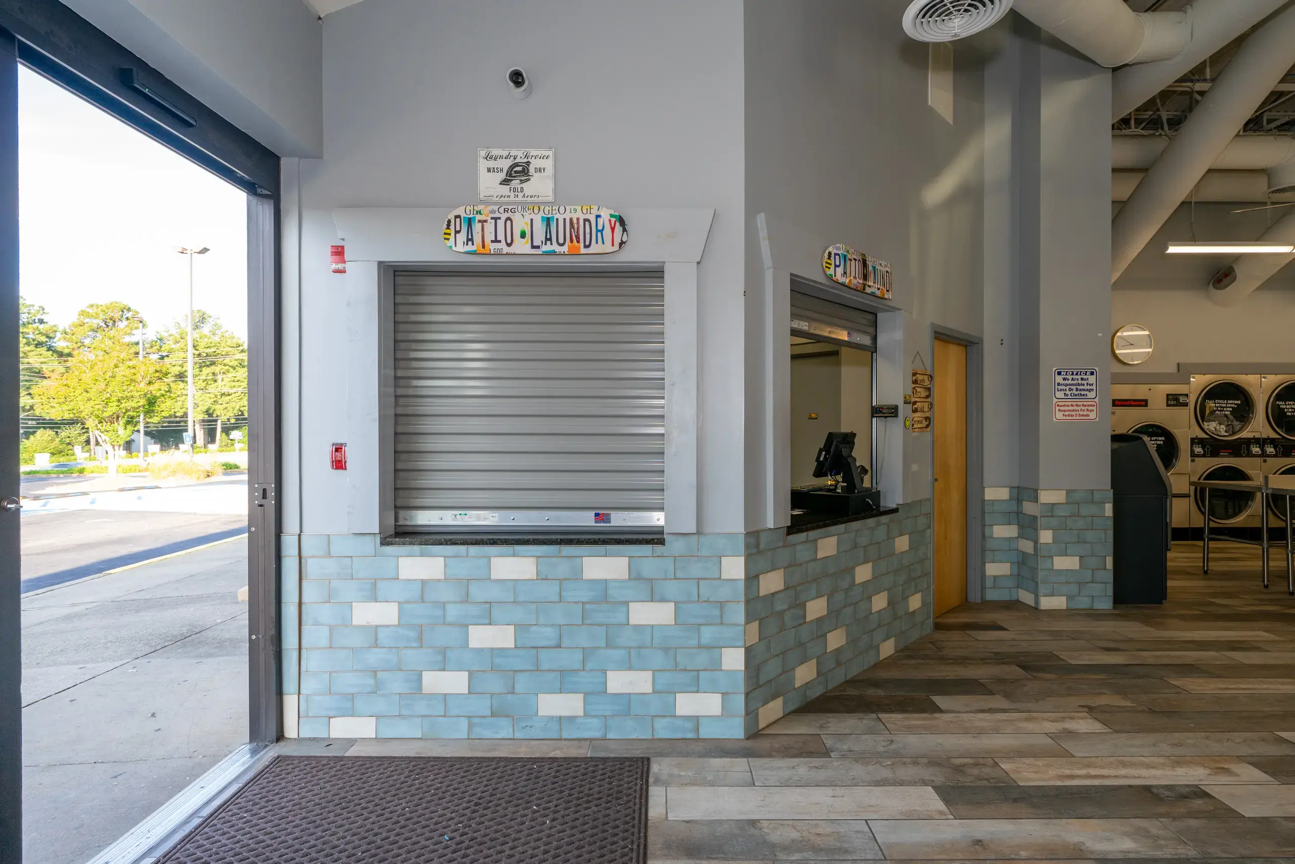 Patio Laundry - Image 17