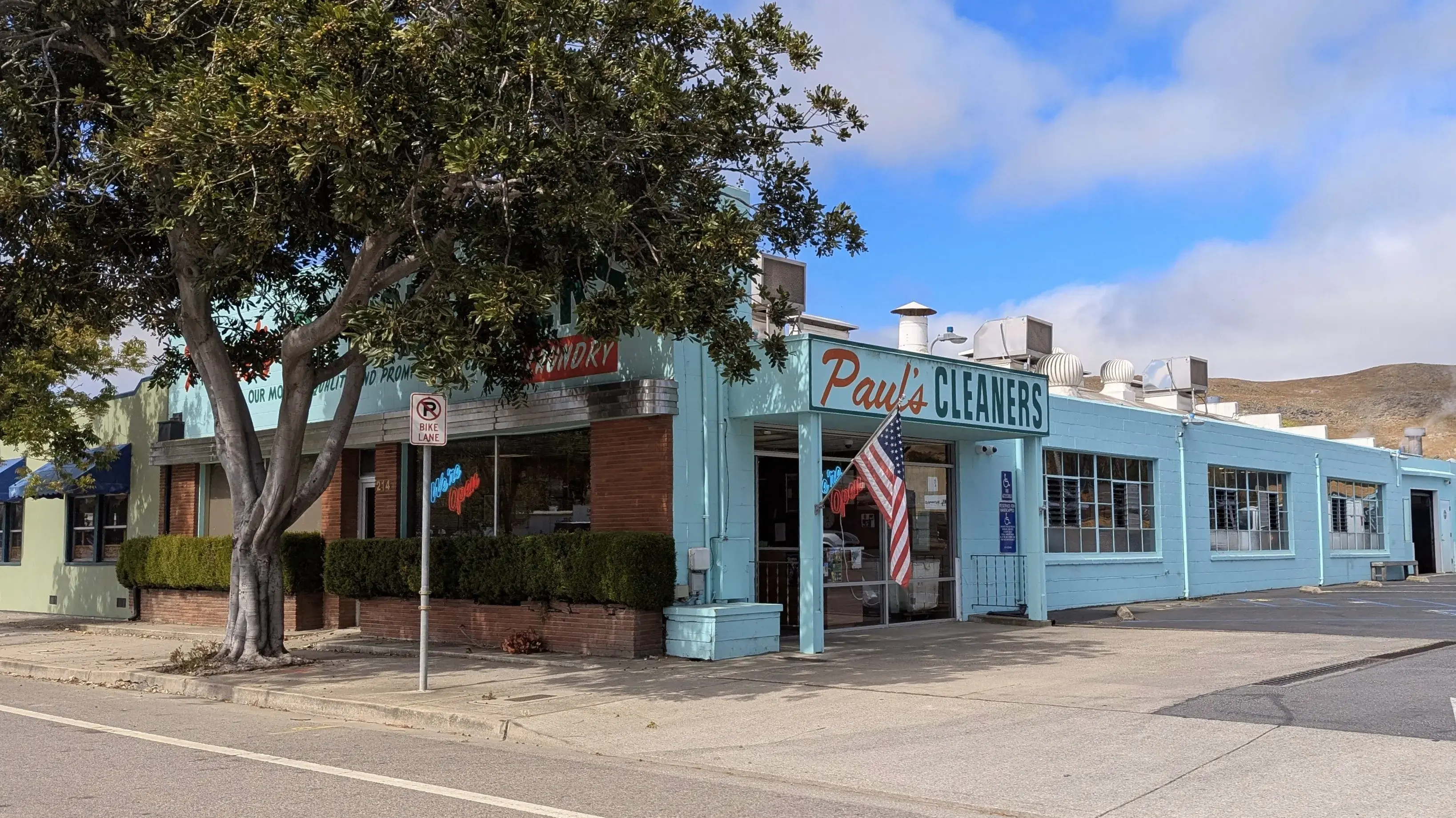 Paul's Dry Cleaners & Laundry - Image 1