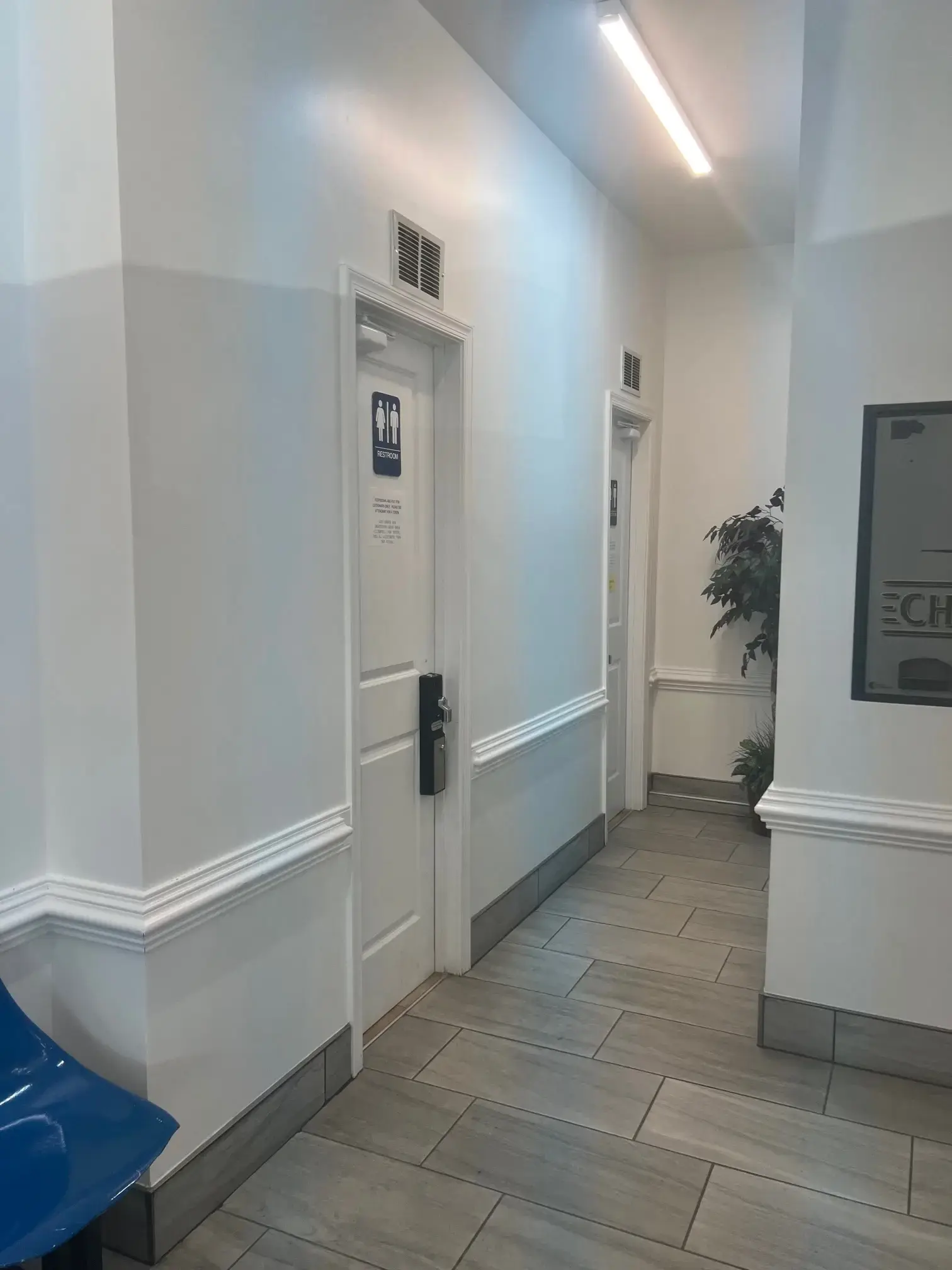 Payne's Laundromat - Image 3