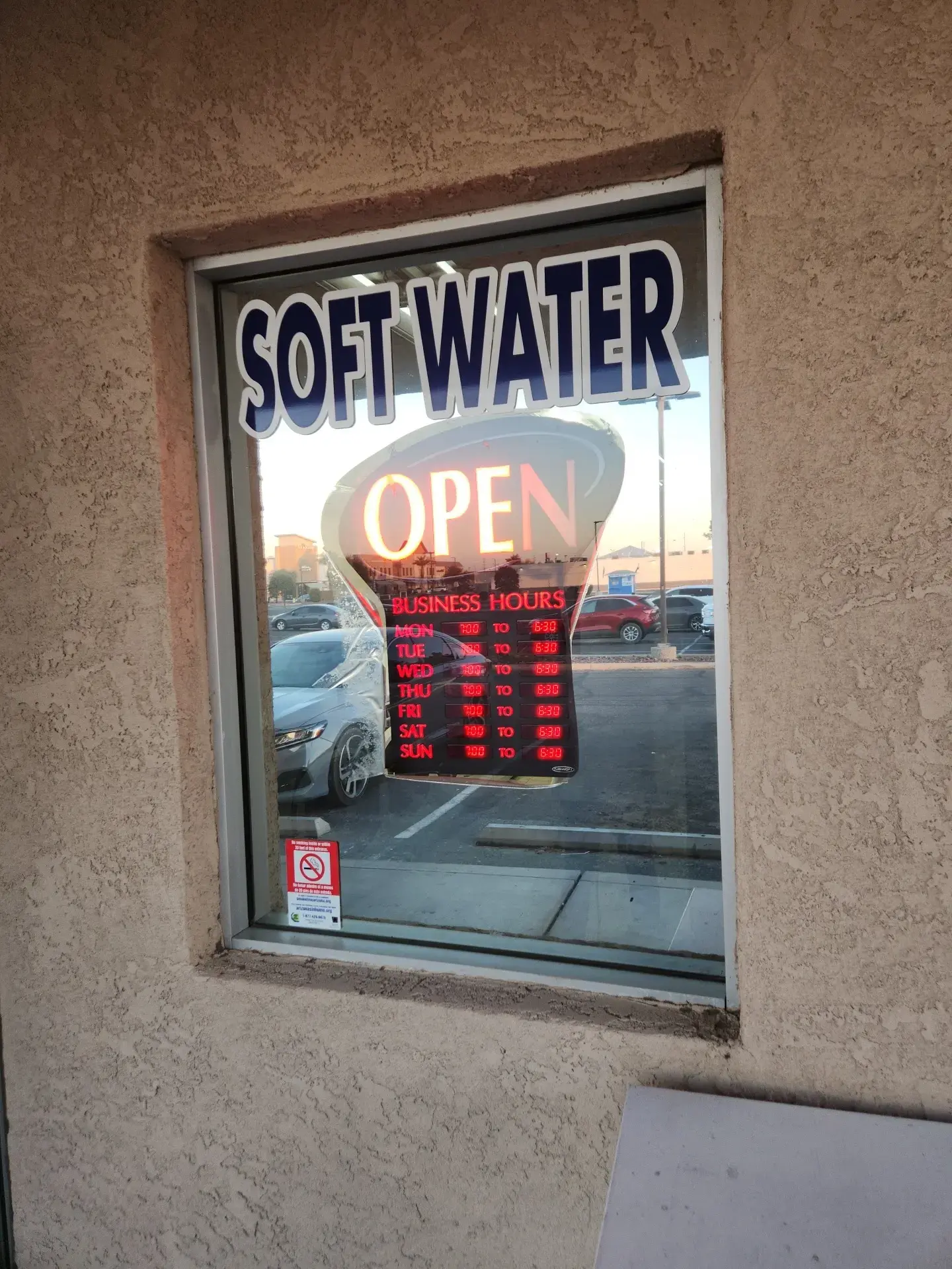 Payson Drive Laundromat - Image 11