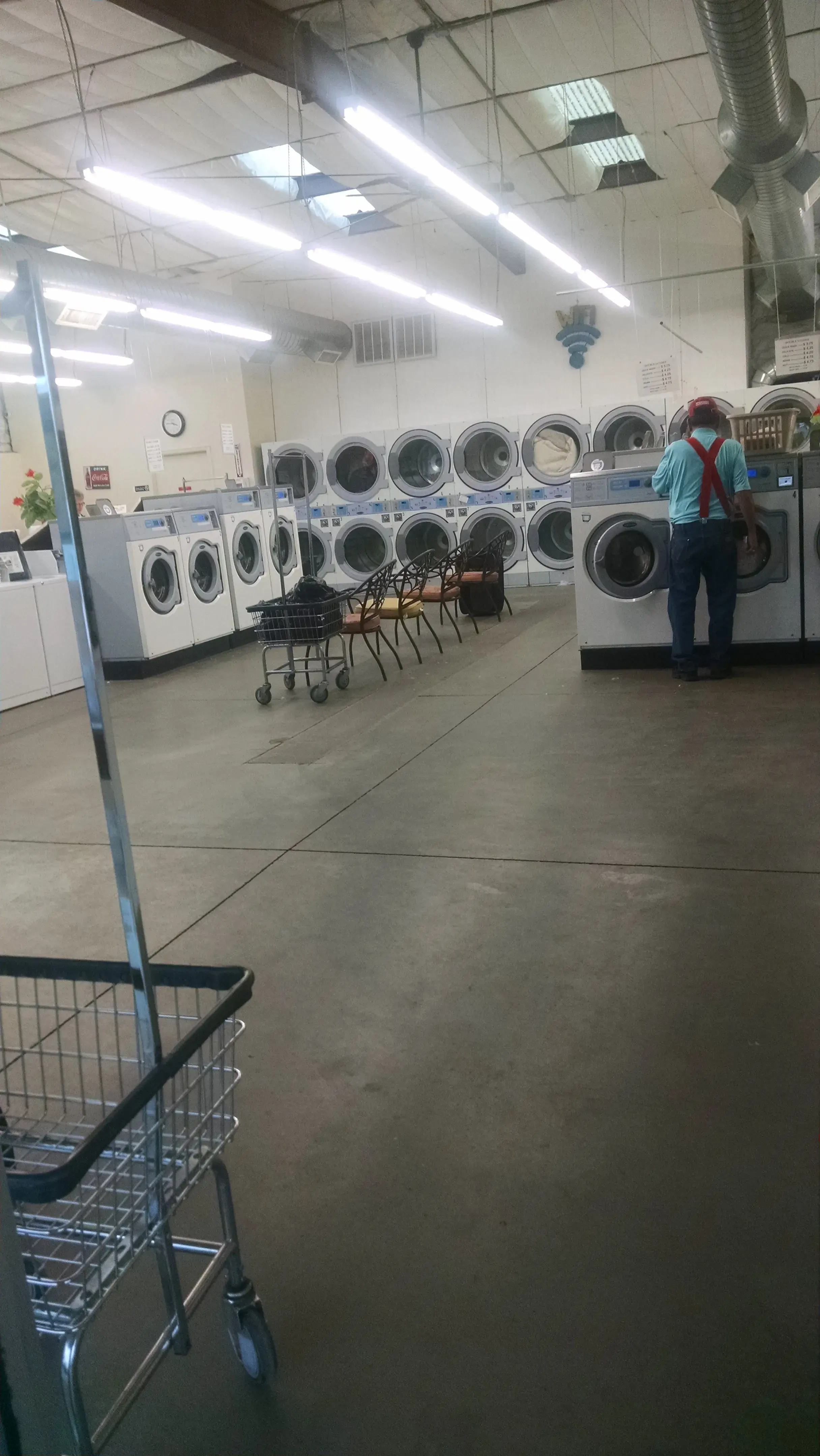 Payson Drive Laundromat thumbnail 17