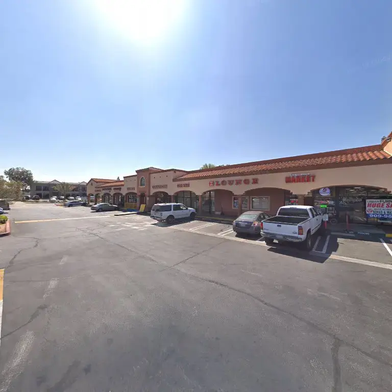 PB Coin Laundry thumbnail 20