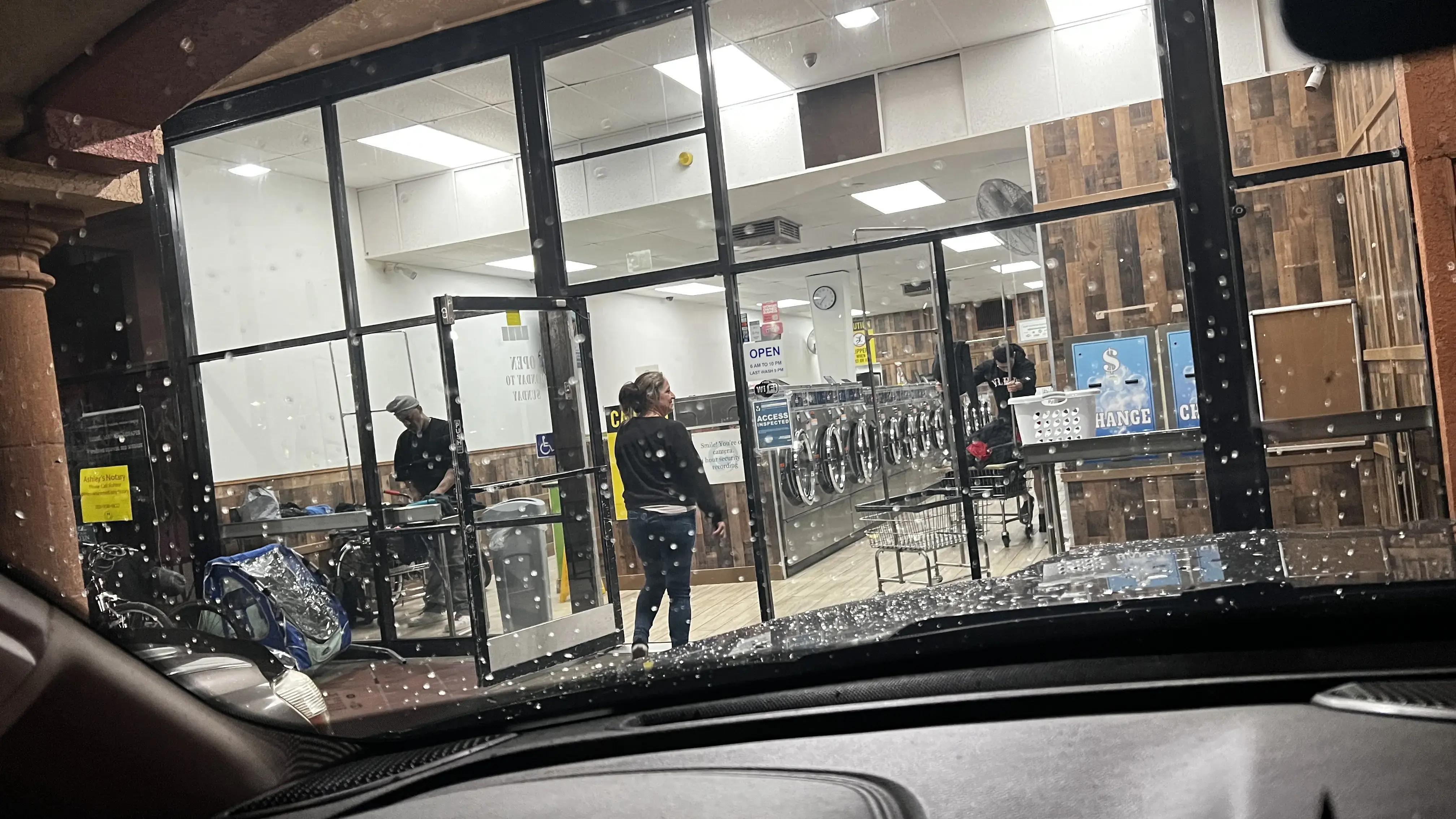 PB Coin Laundry - Image 11