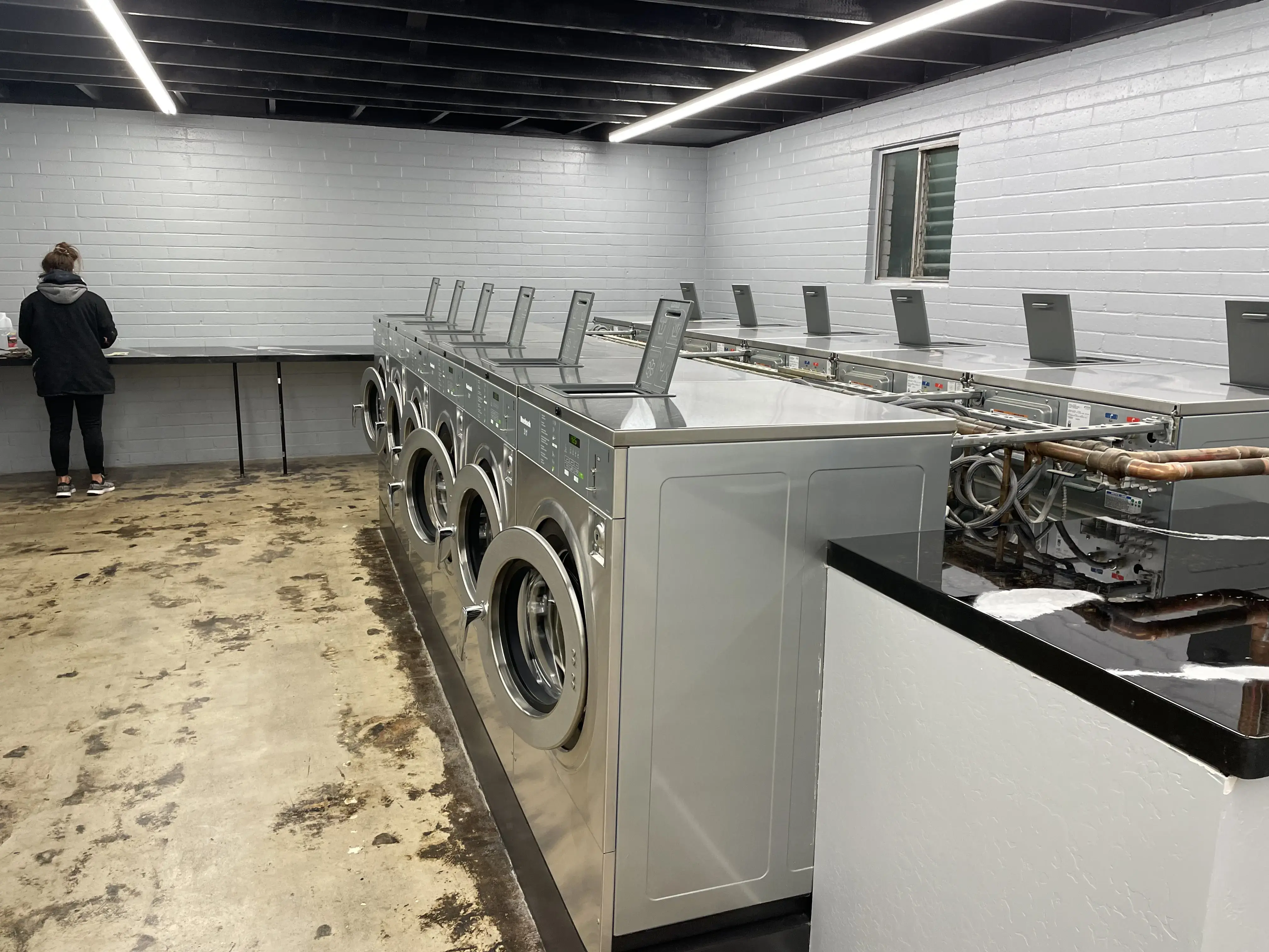 PCS Wash & Go Laundromat thumbnail 11