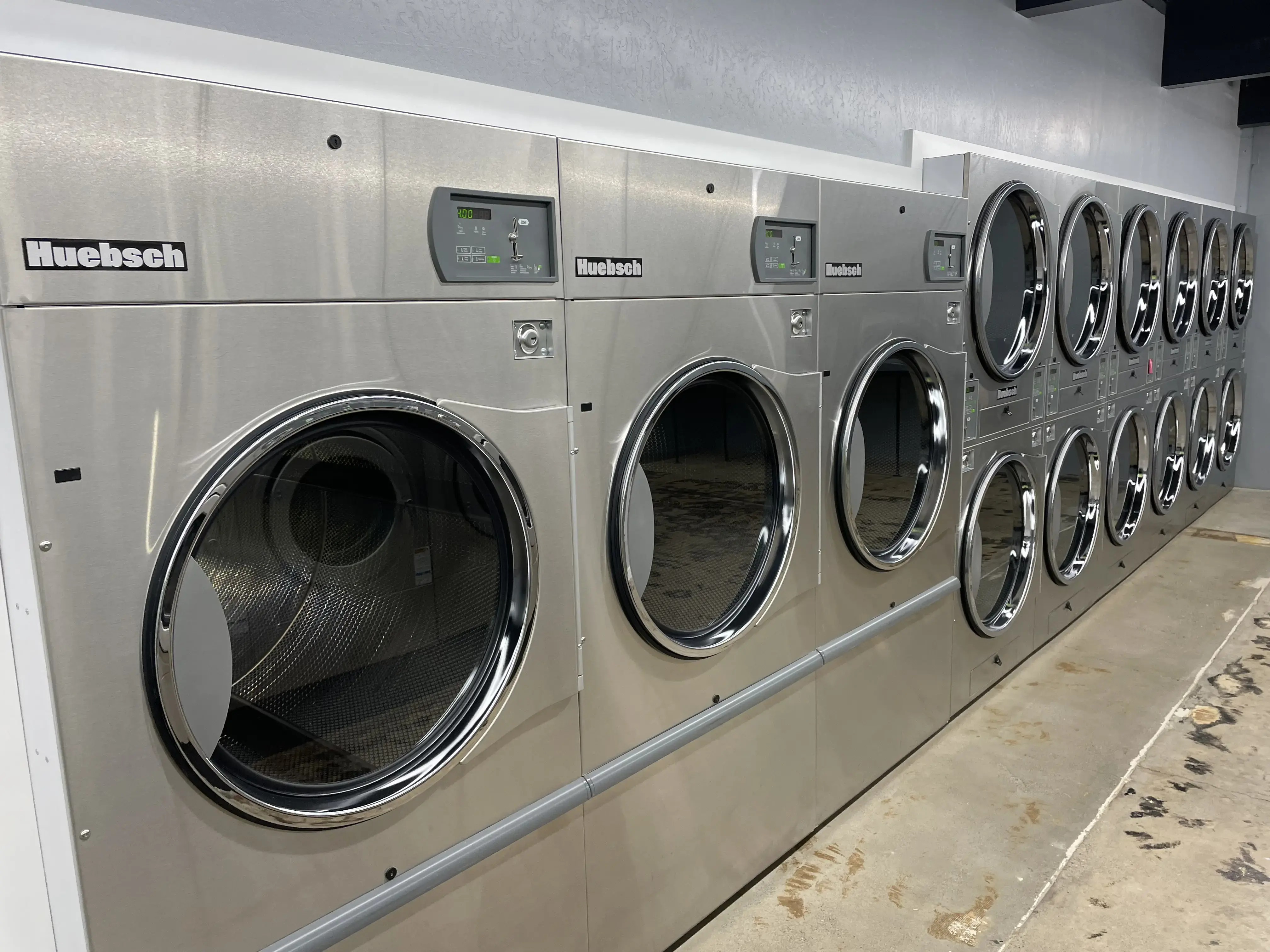 PCS Wash & Go Laundromat thumbnail 7
