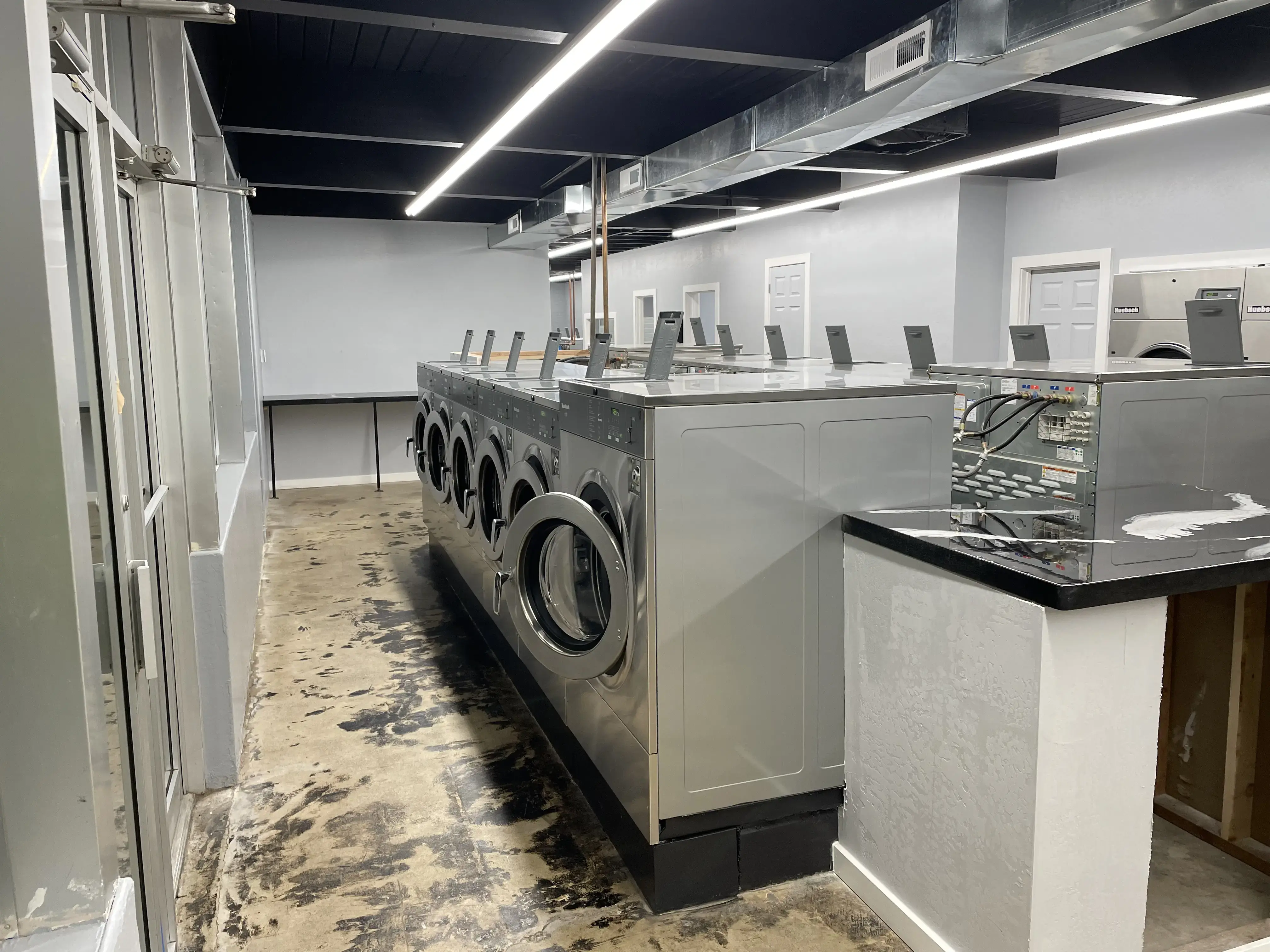 PCS Wash & Go Laundromat thumbnail 12
