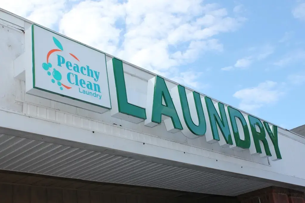 Peachy Clean Laundromat thumbnail 11