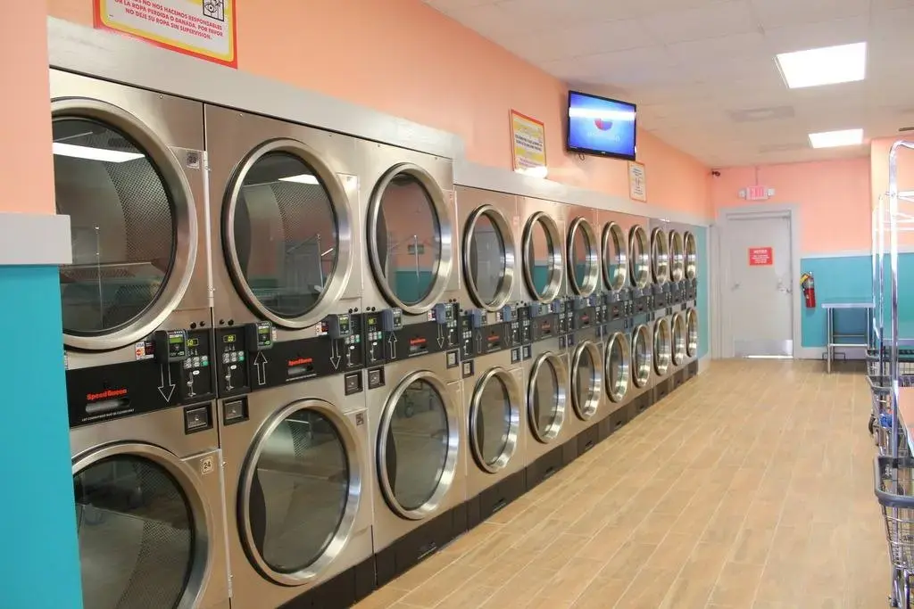 Peachy Clean Laundromat thumbnail 13