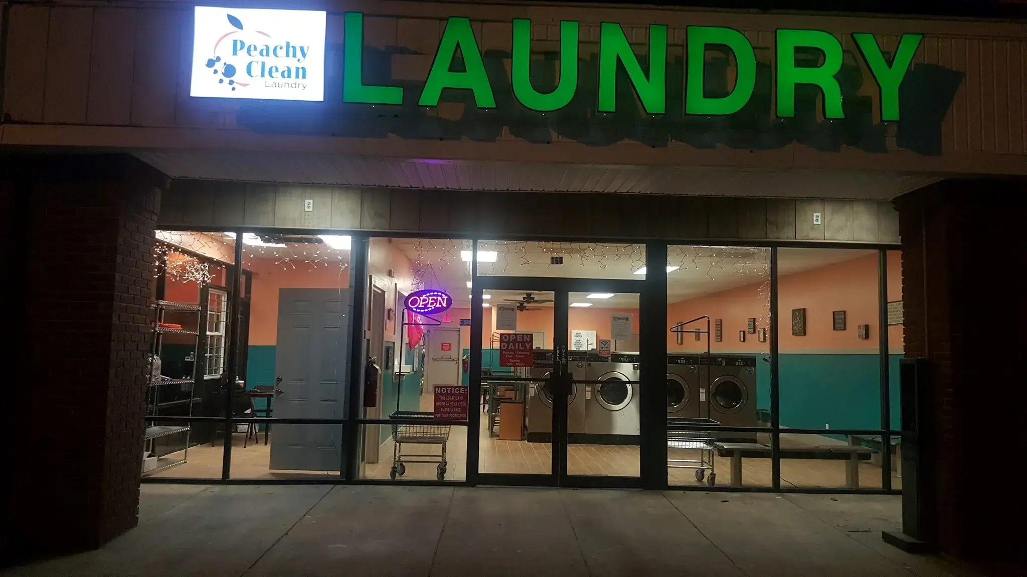 Peachy Clean Laundromat - Image 15