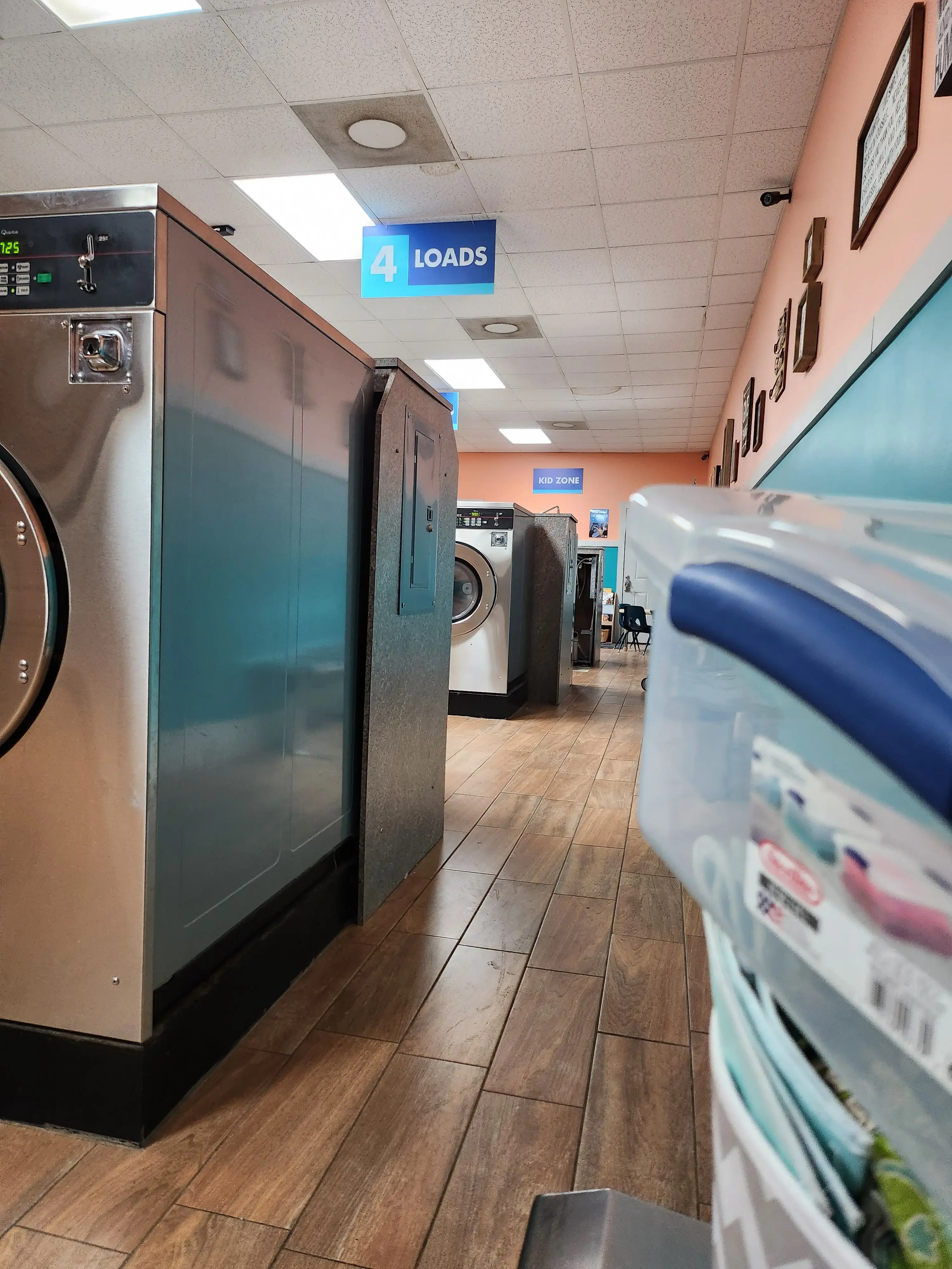 Peachy Clean Laundromat thumbnail 16
