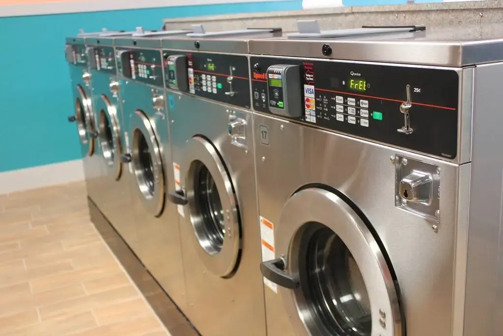 Peachy Clean Laundromat thumbnail 7