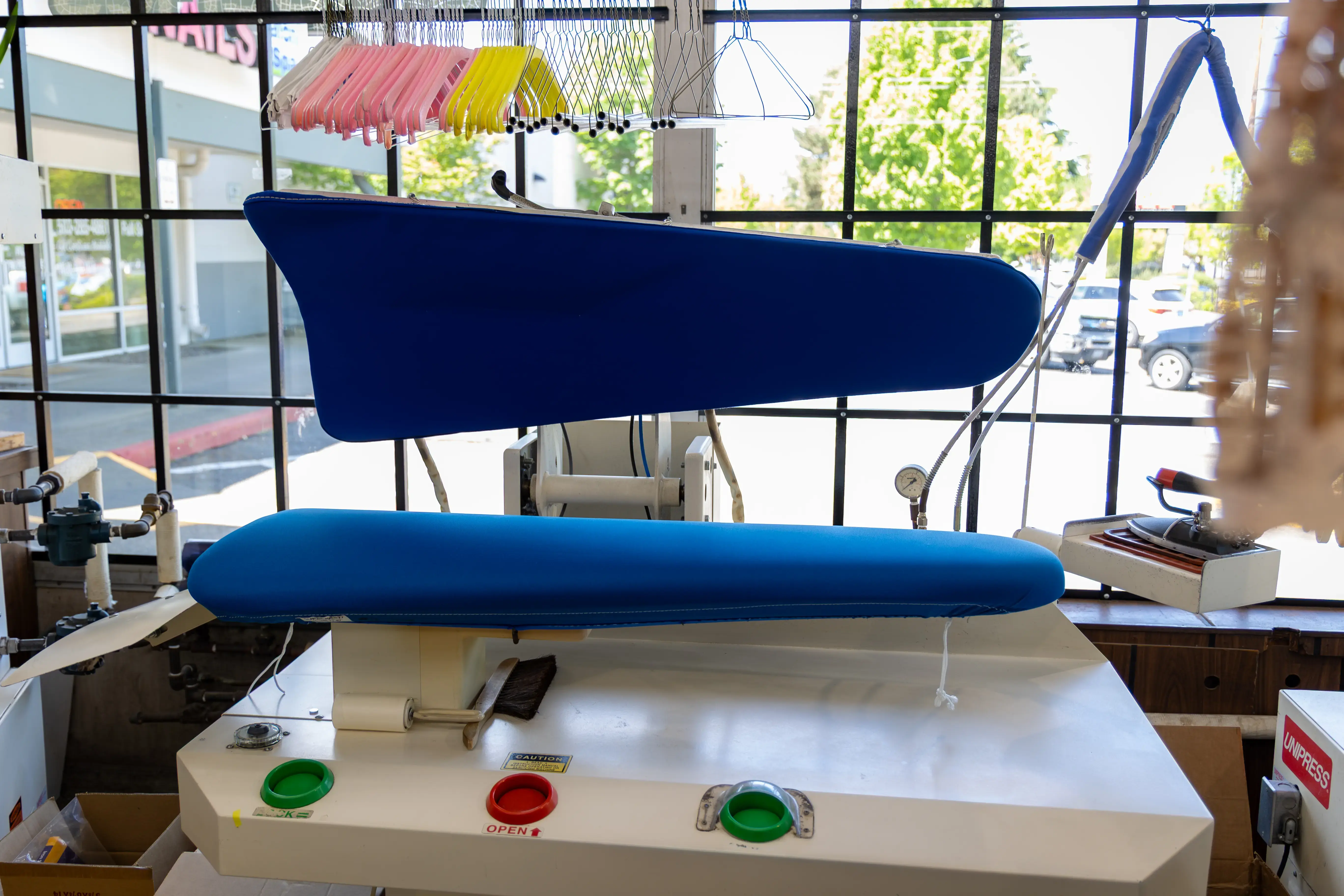 Peacock Laundry - Image 4