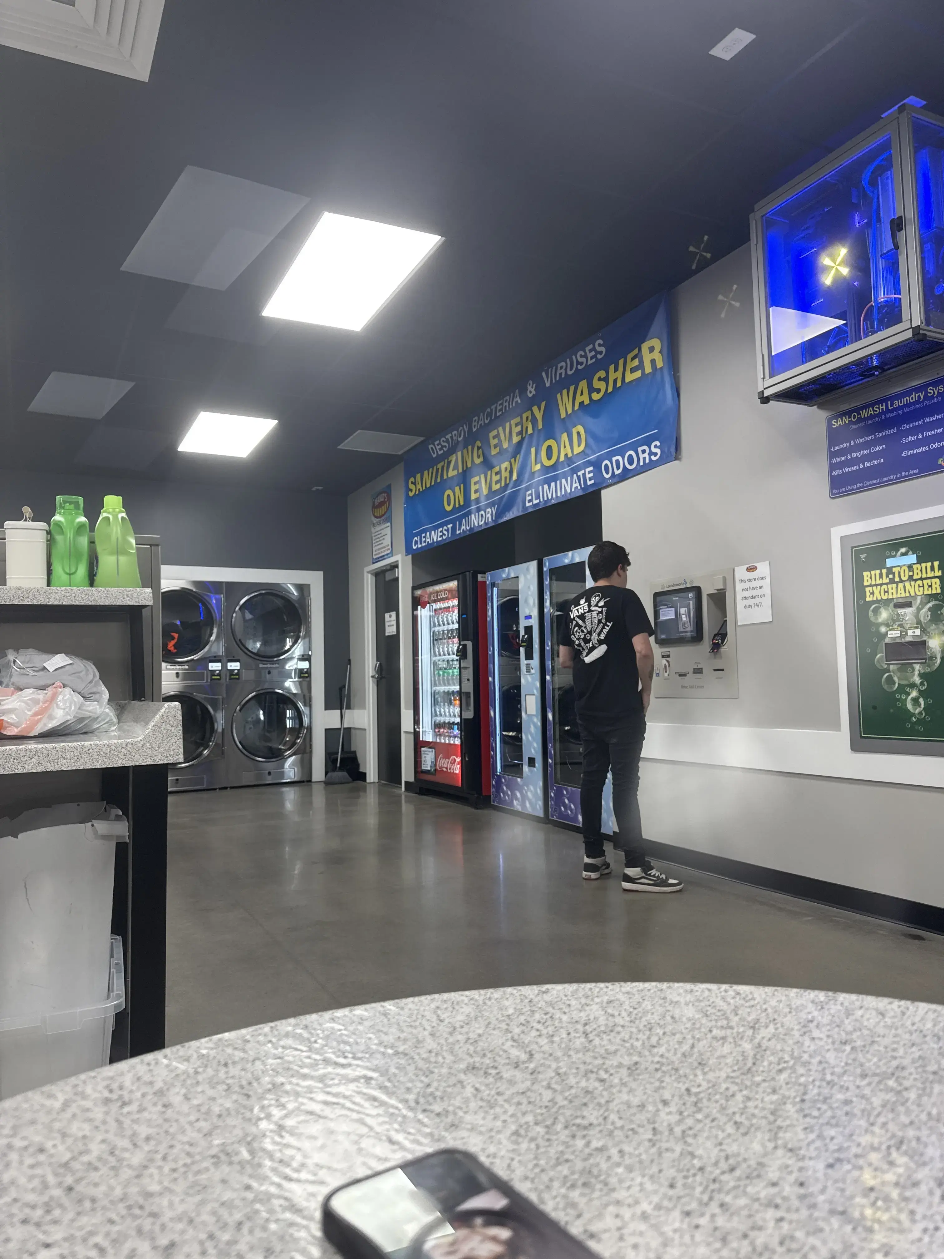 Peanut's Laundry - Image 2