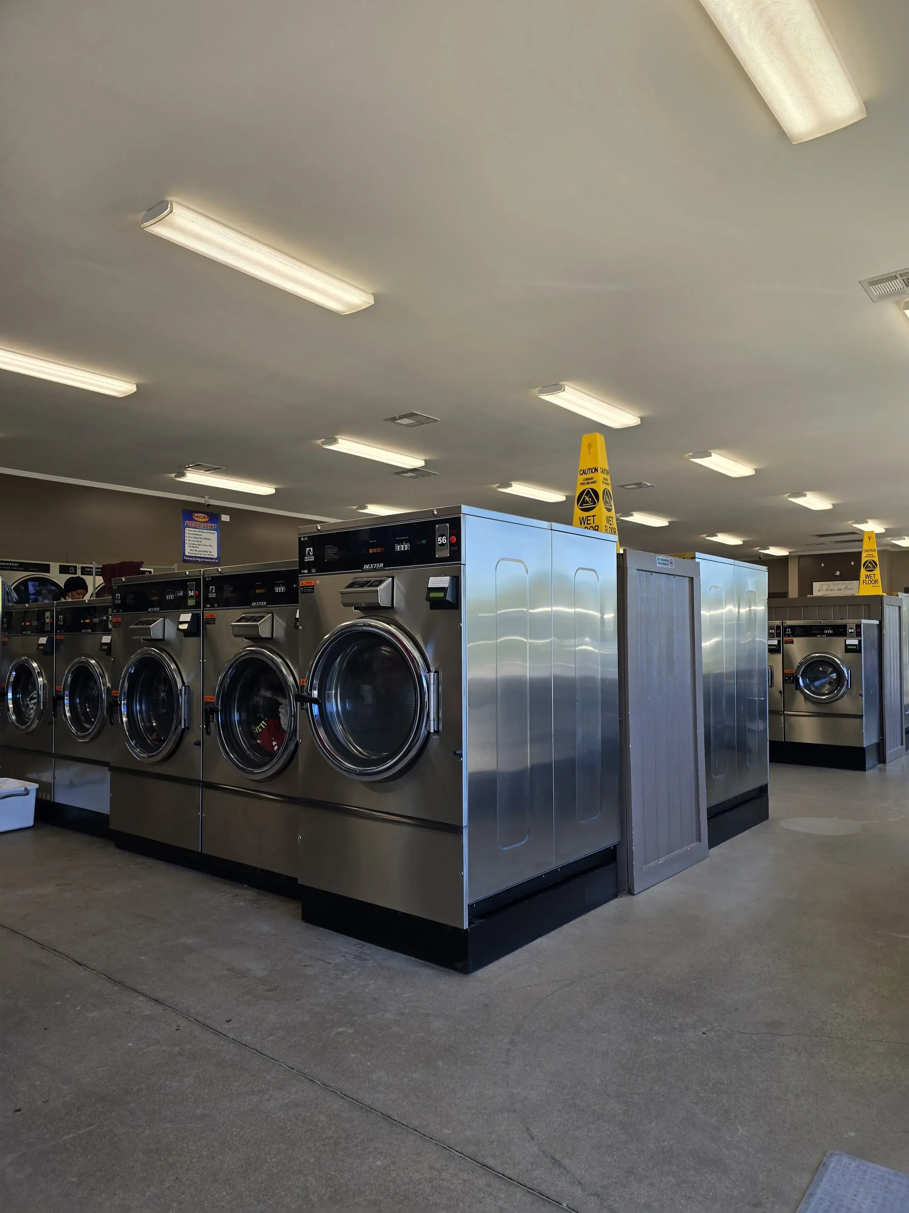 Peanut's Laundry - Image 1