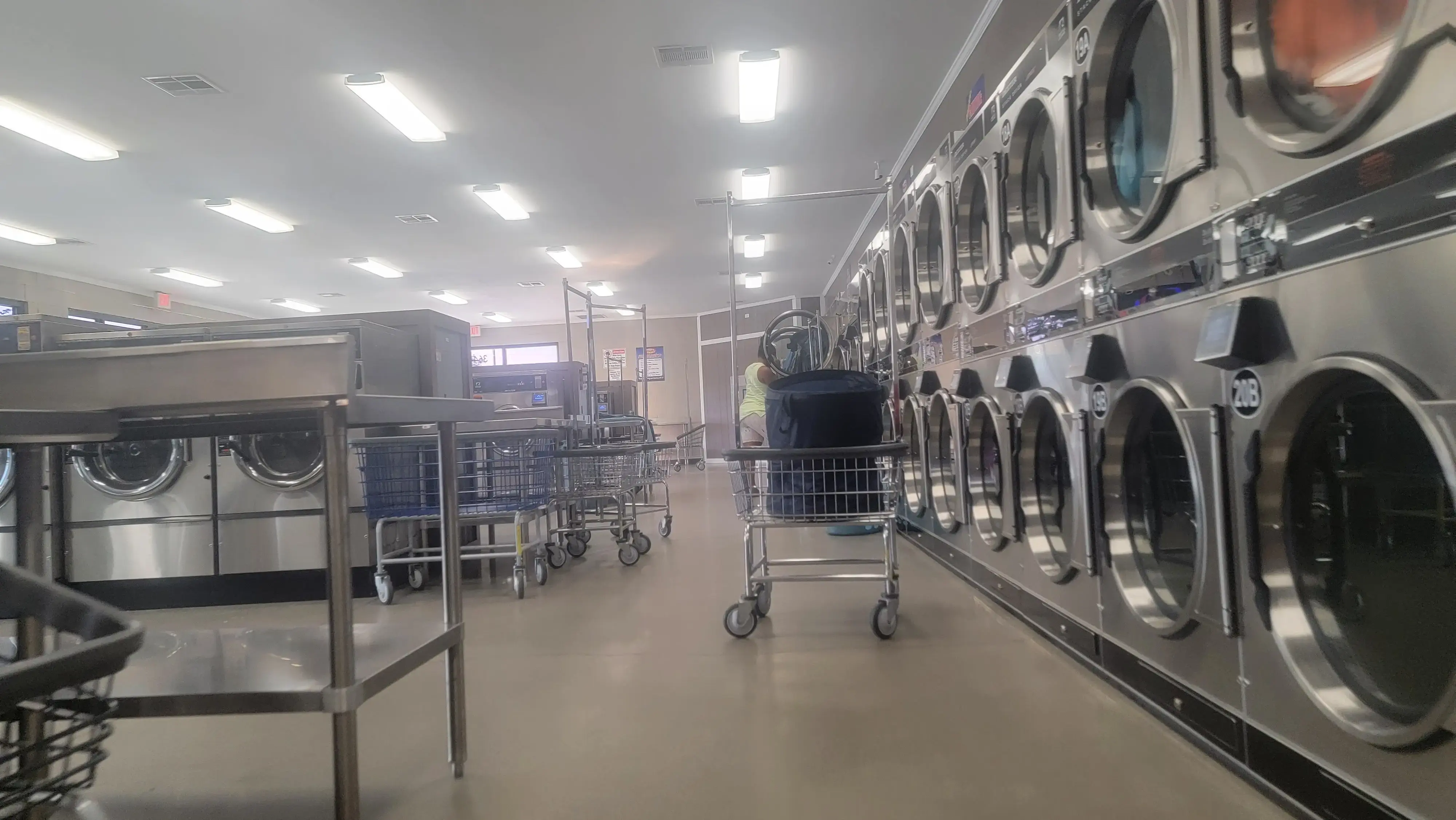 Peanut's Laundry thumbnail 10