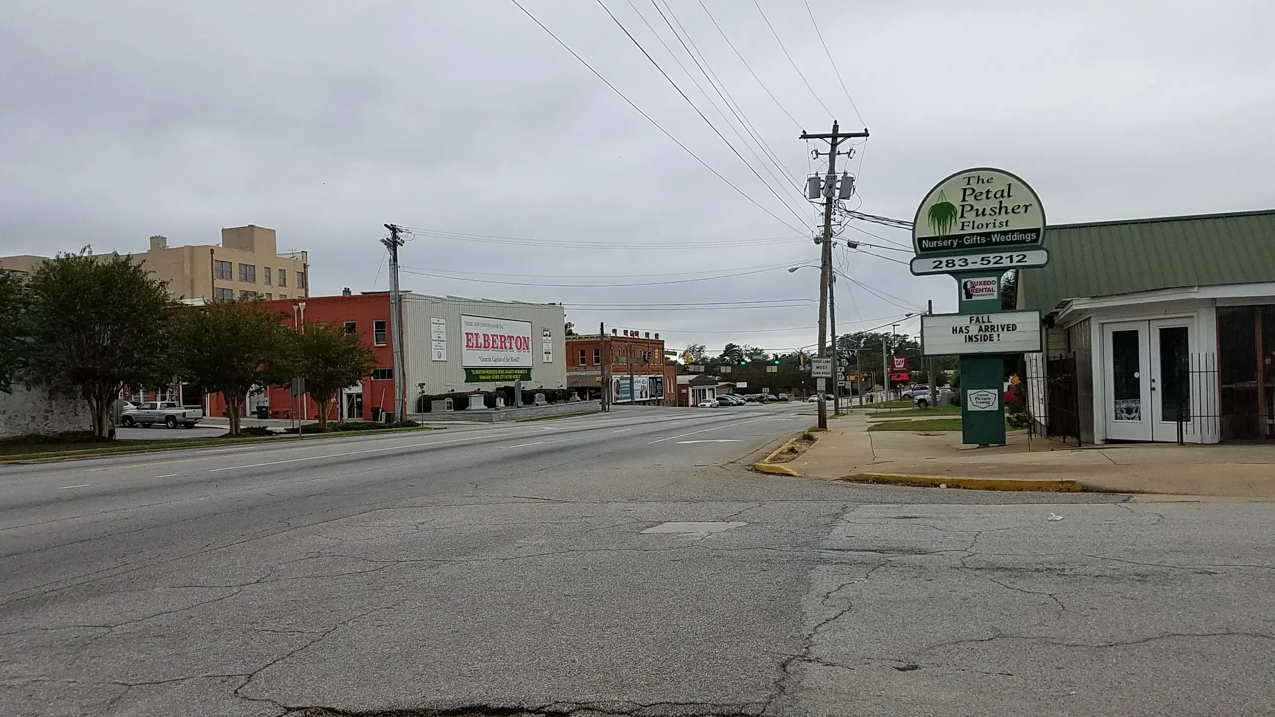 Peanut’s Laundry - Image 11