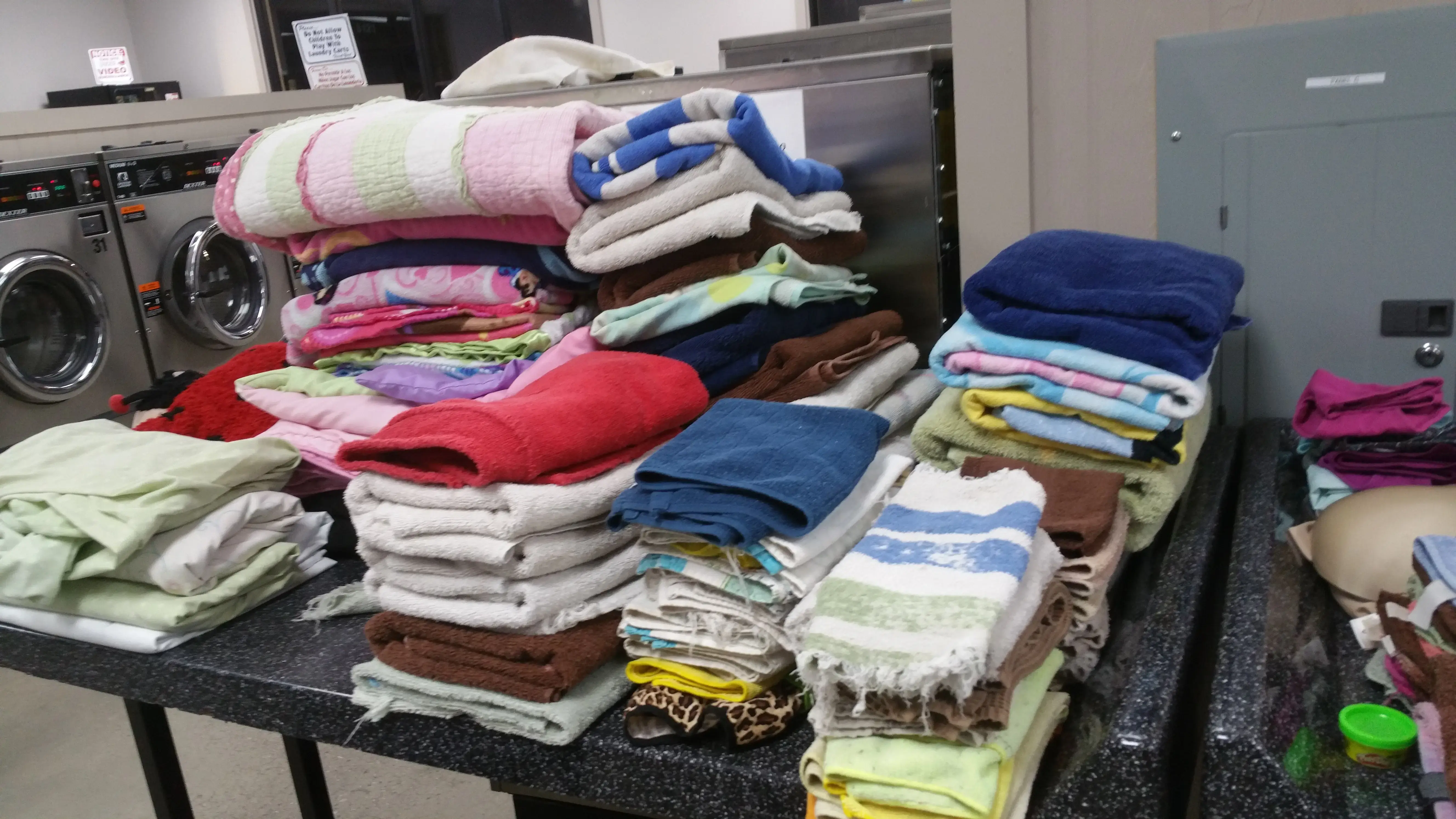 Peanut's Laundry thumbnail 11