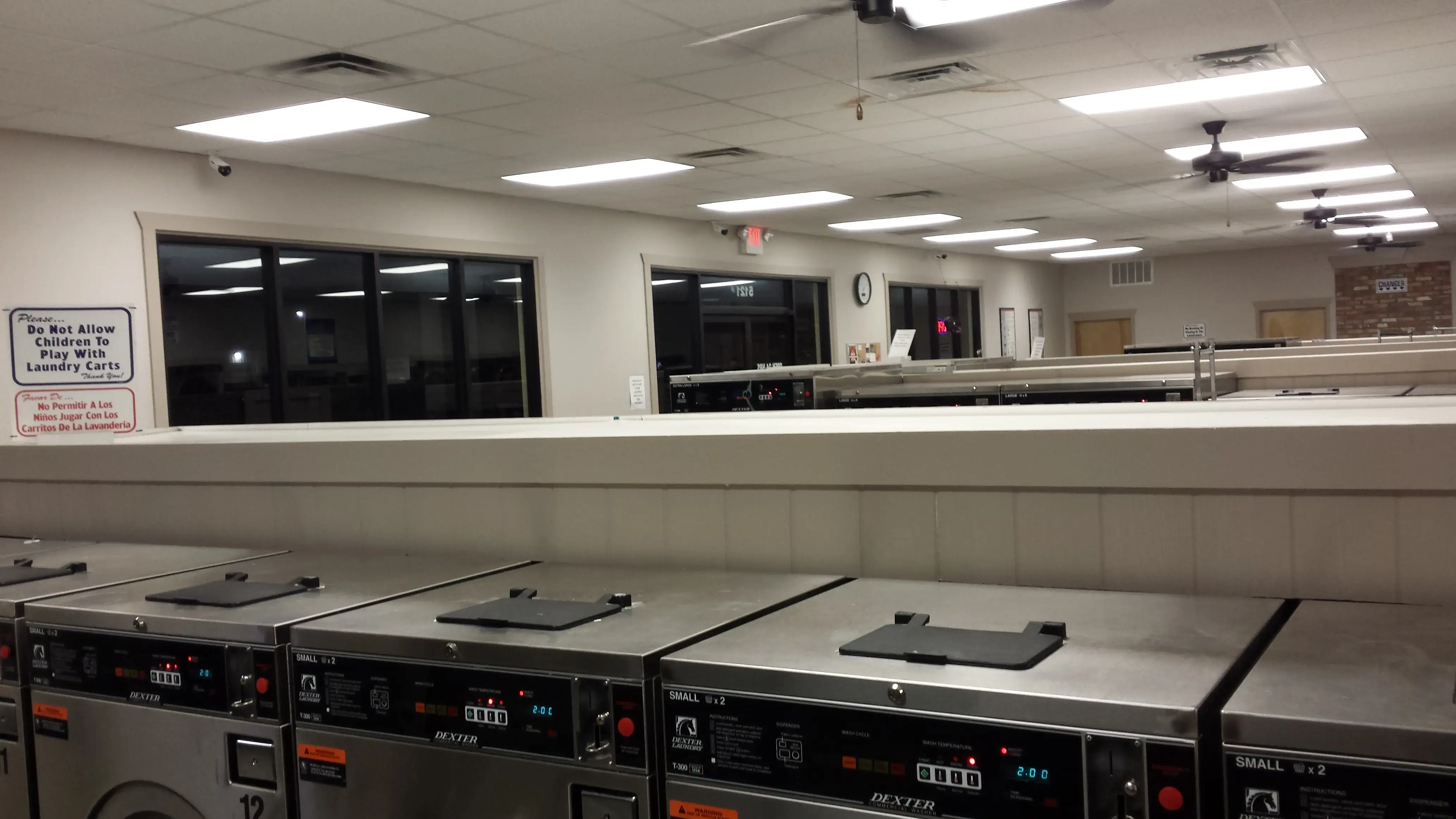 Peanut's Laundry - Image 3