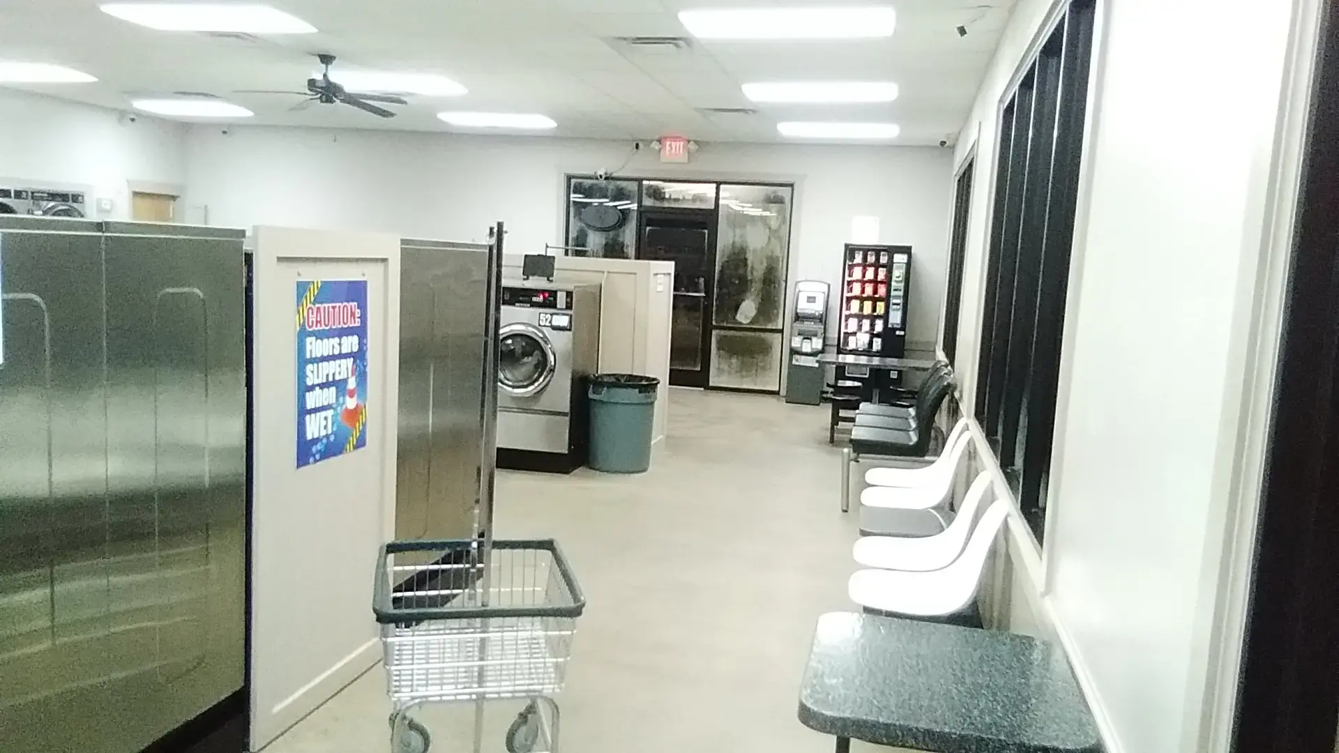 Peanut's Laundry thumbnail 5