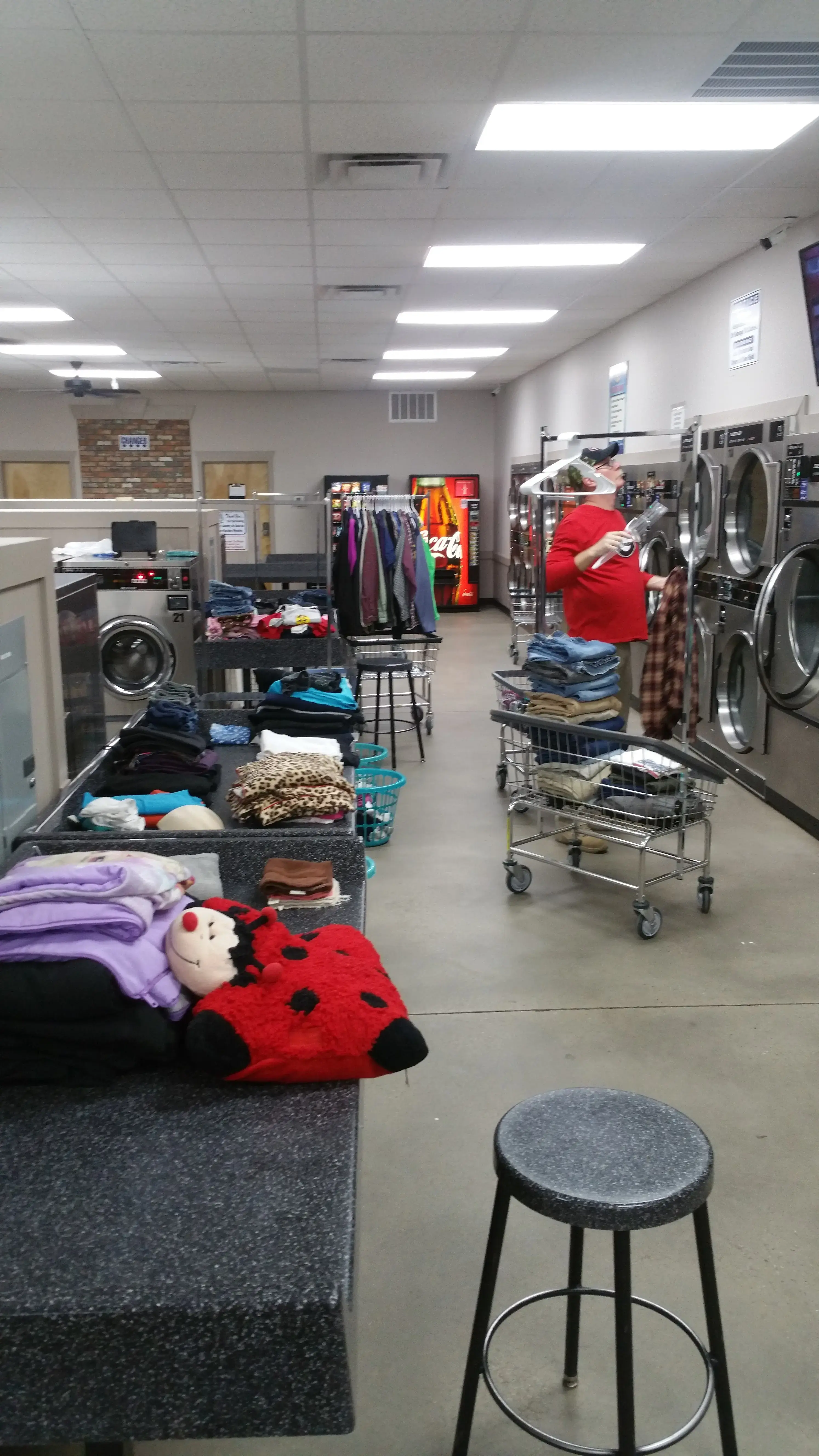 Peanut's Laundry thumbnail 7