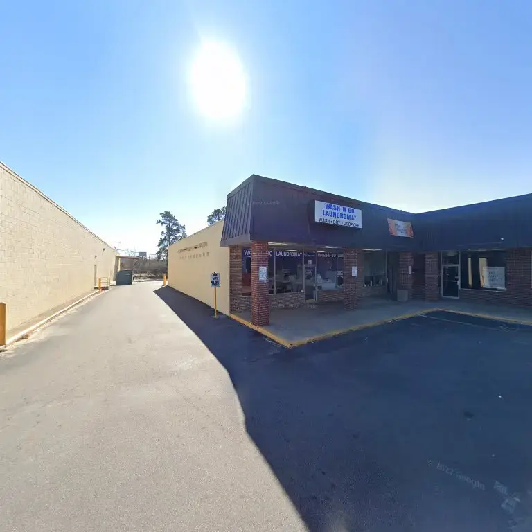 Peanut's Laundry - Image 10
