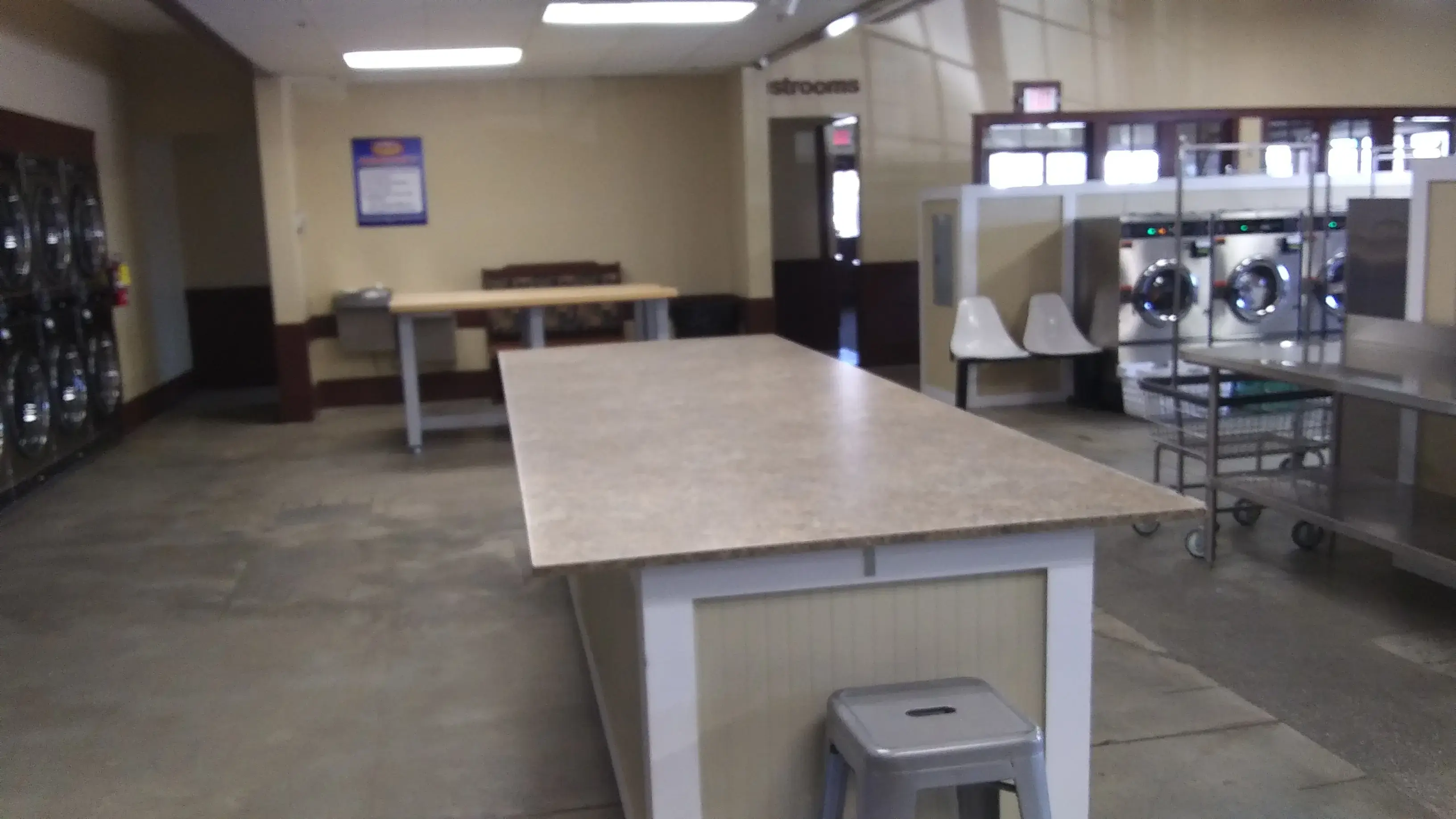 Peanut's Laundry thumbnail 10