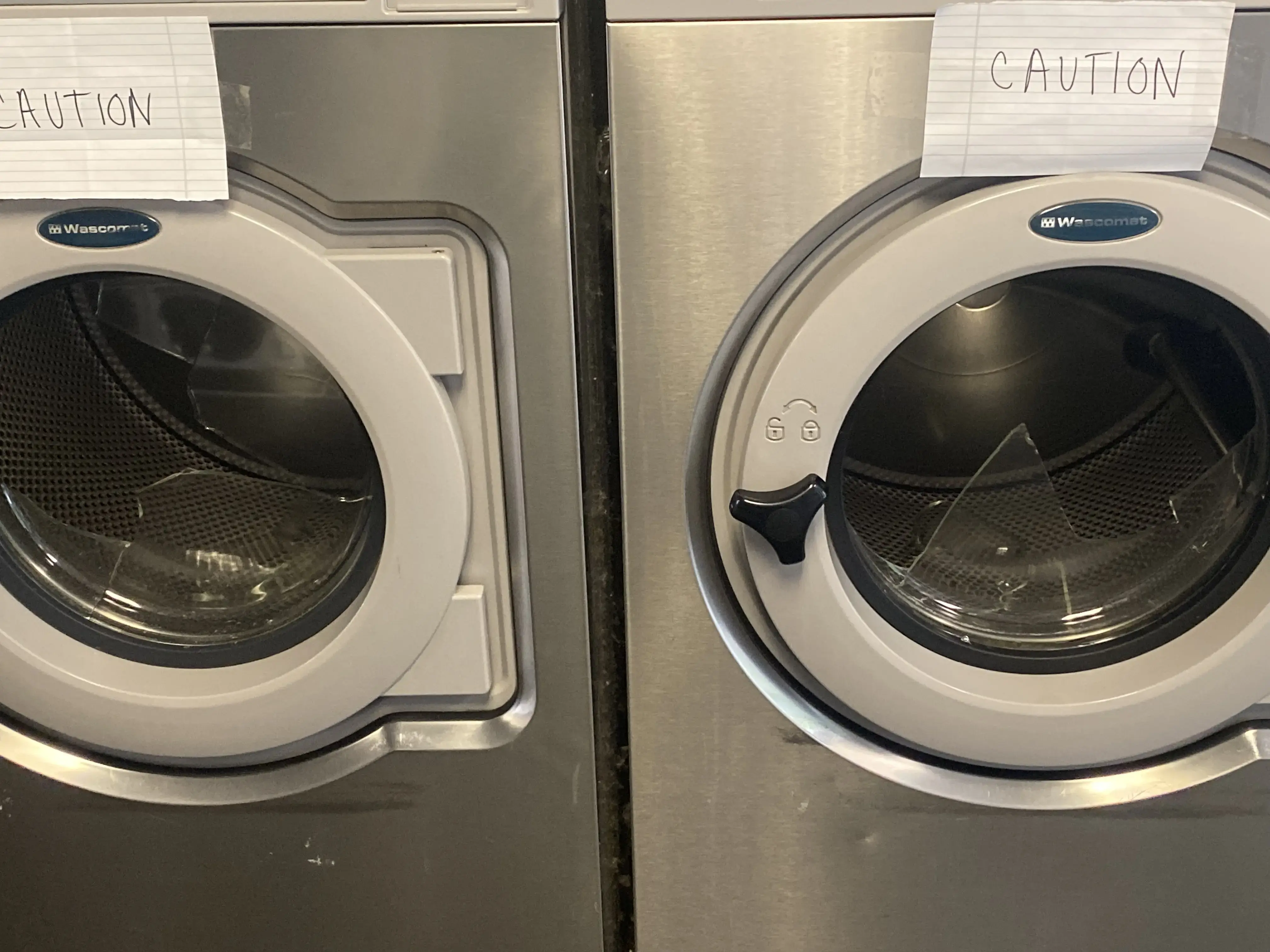 Pearl Street Laundromat - Image 5