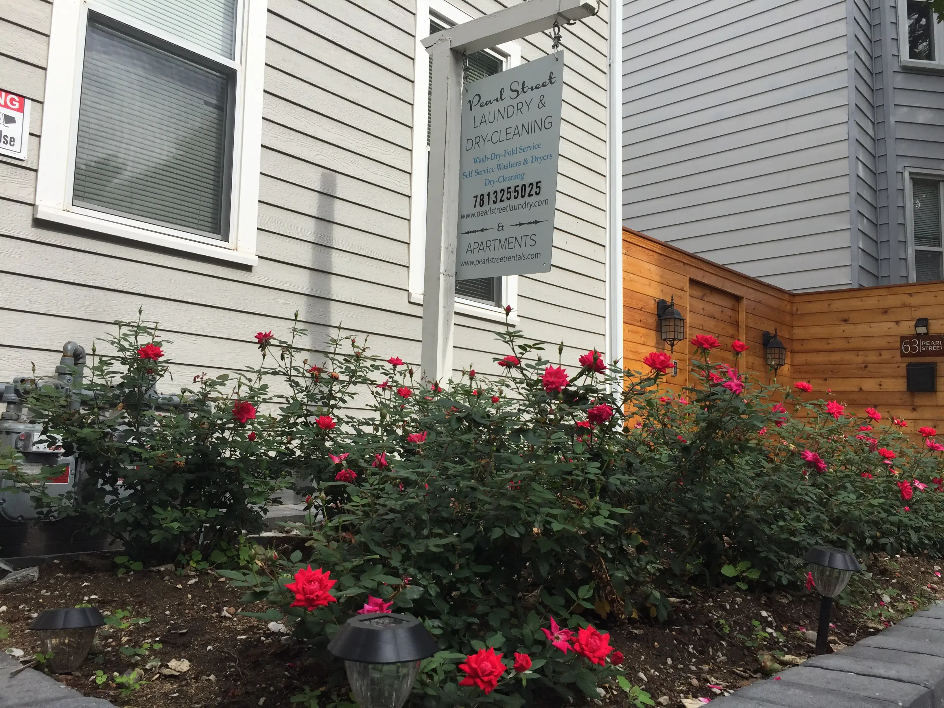 Pearl Street Laundry & Dry Cleaning - Image 3