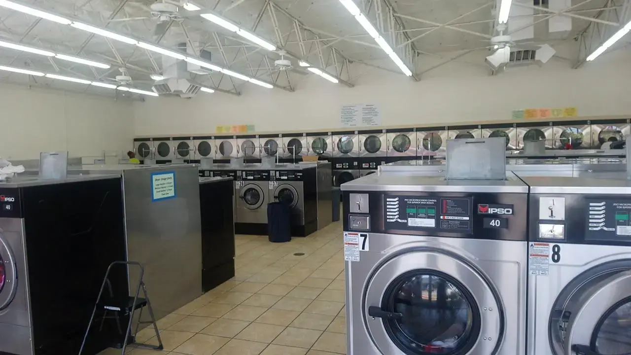 Peavy Wash & Dry - Image 18