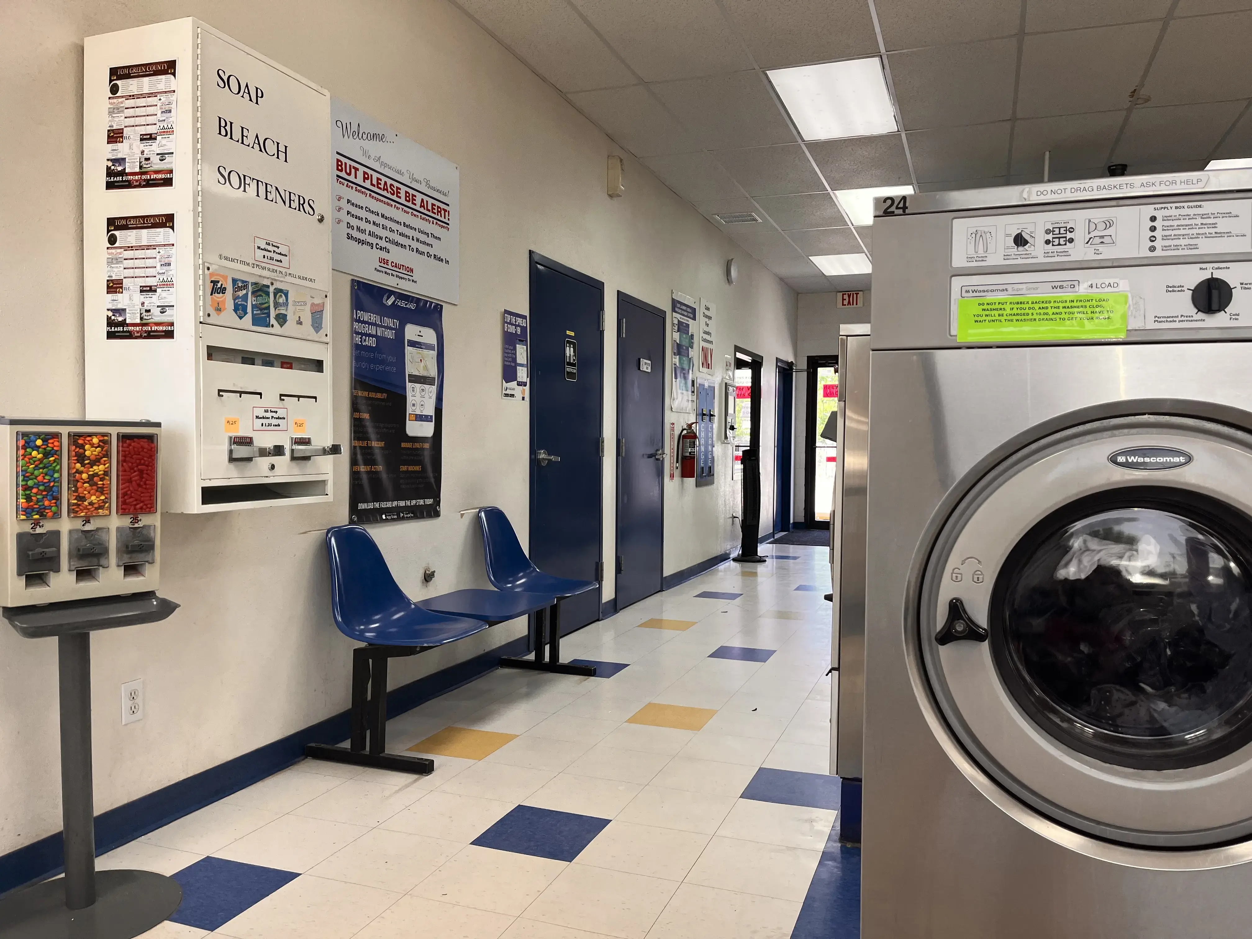 Pecos Street Car Wash & Laundry - Image 19