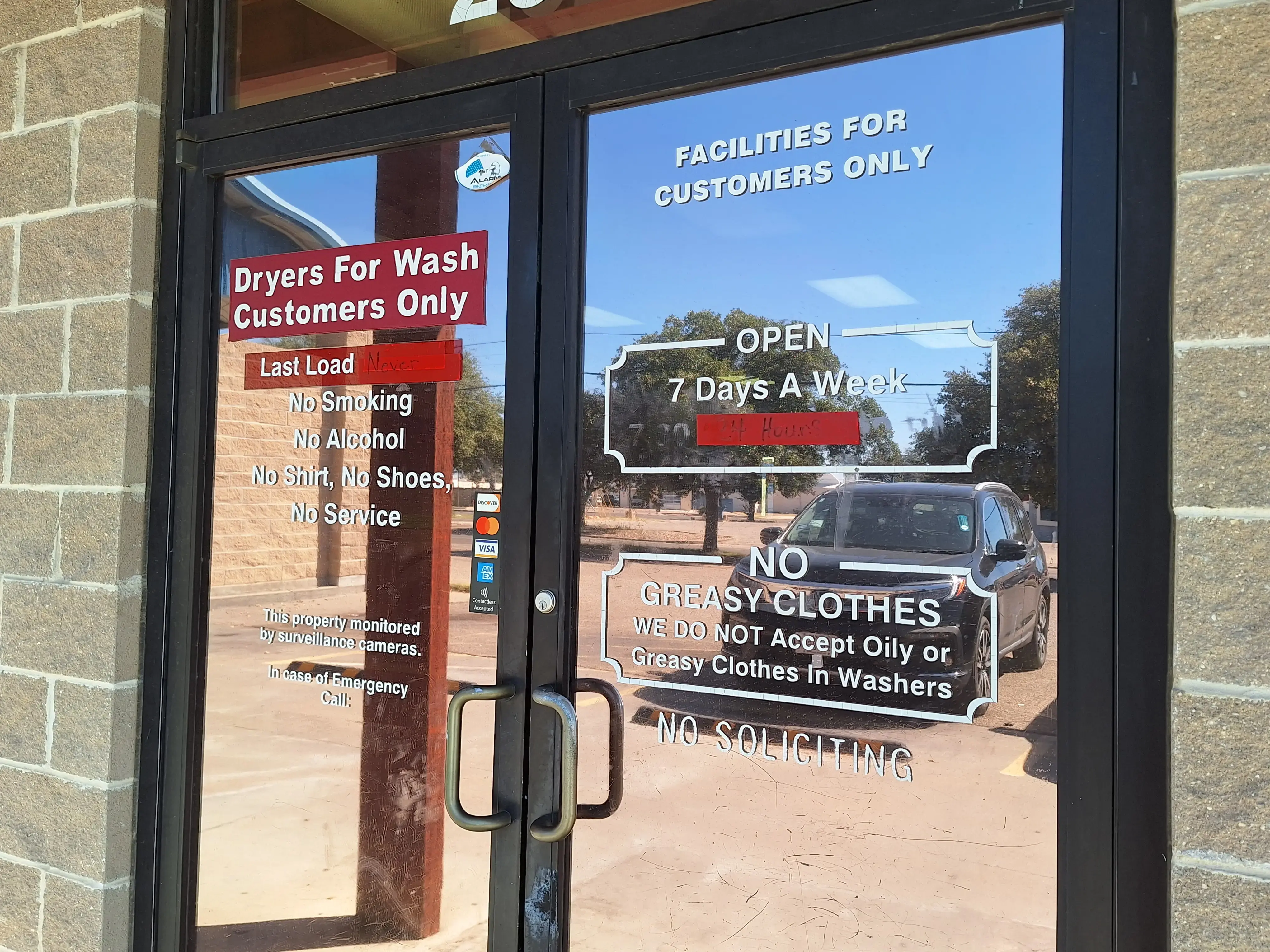 Pecos Street Car Wash & Laundry thumbnail 7