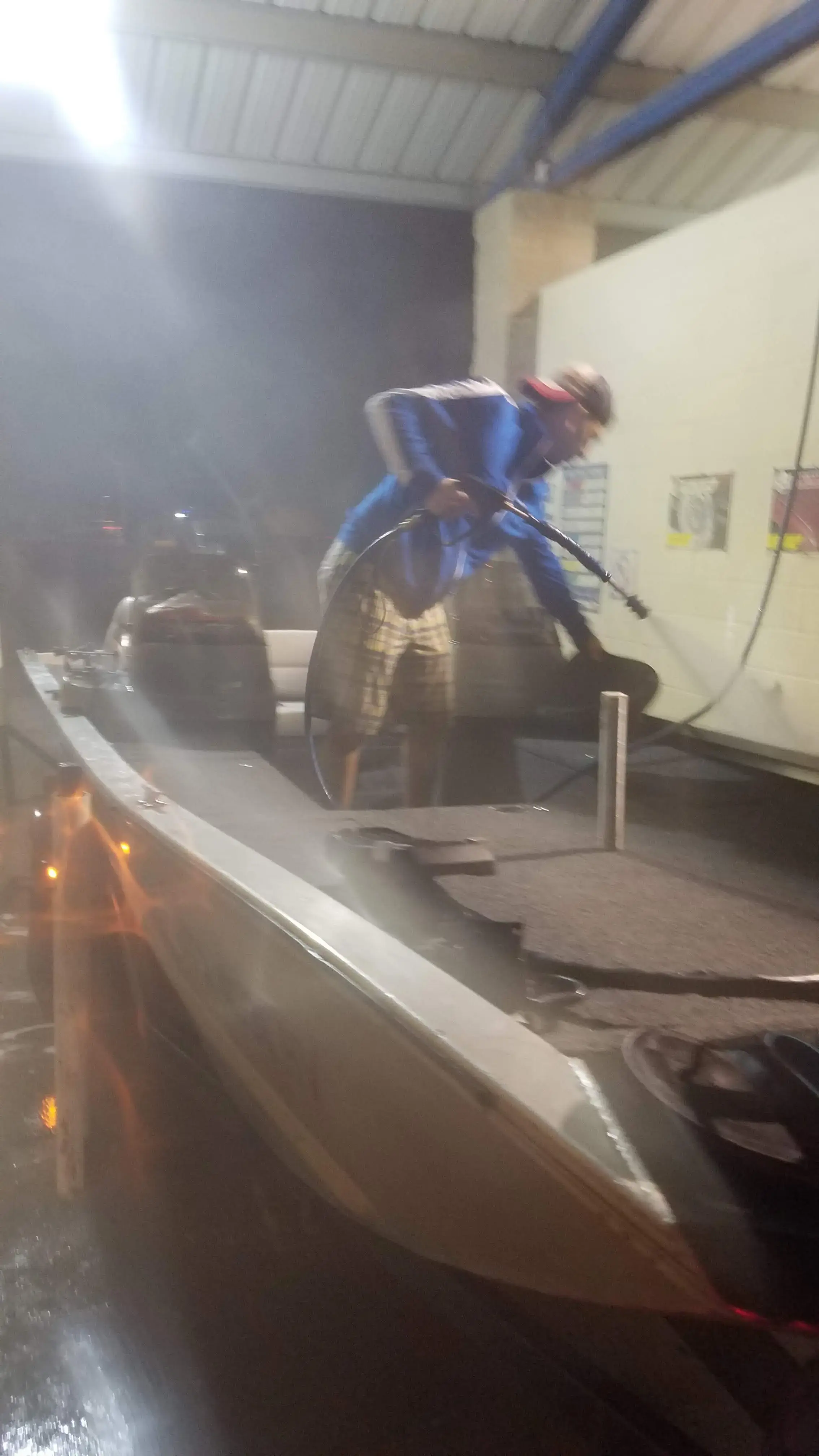 Pecos Street Car Wash & Laundry thumbnail 14