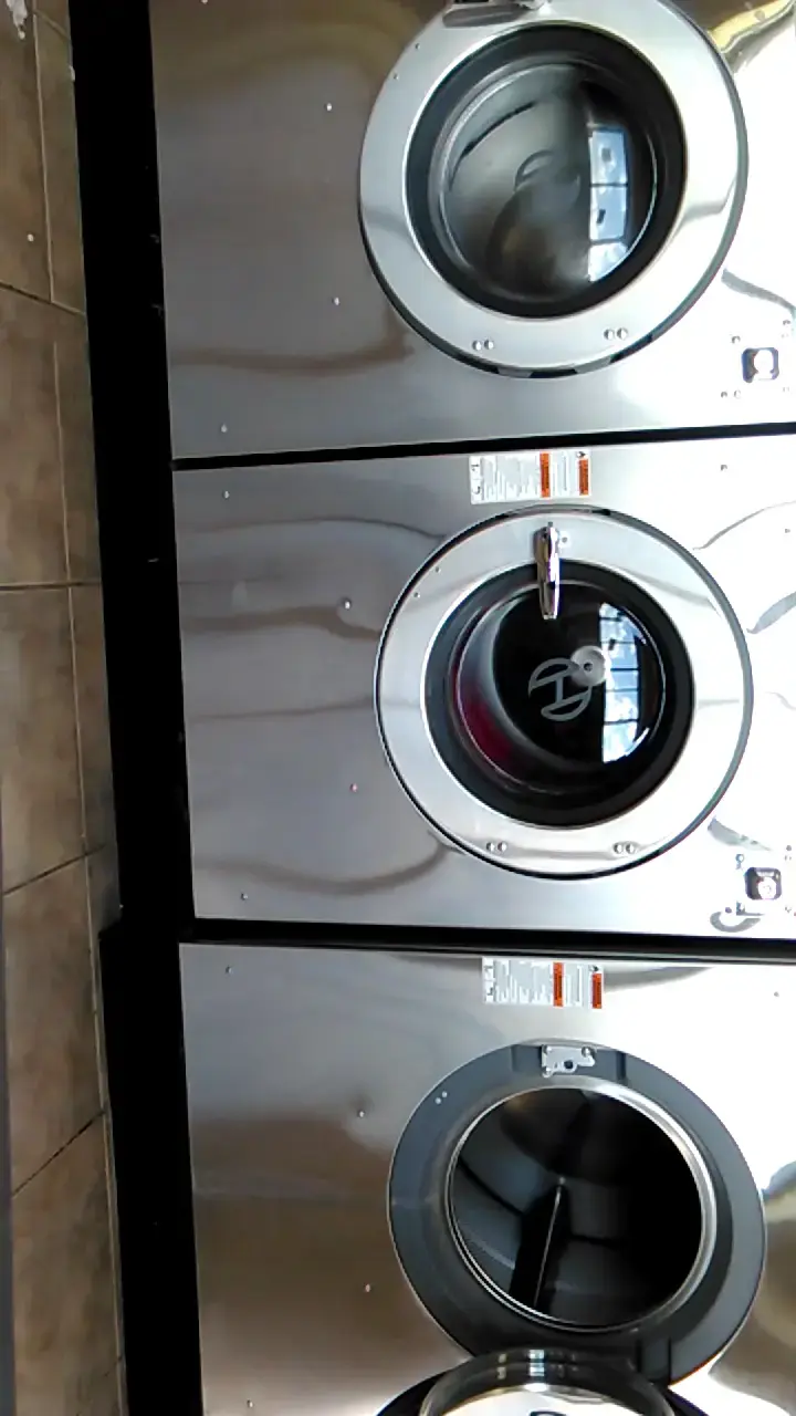 Peerless Cleaners - Image 4