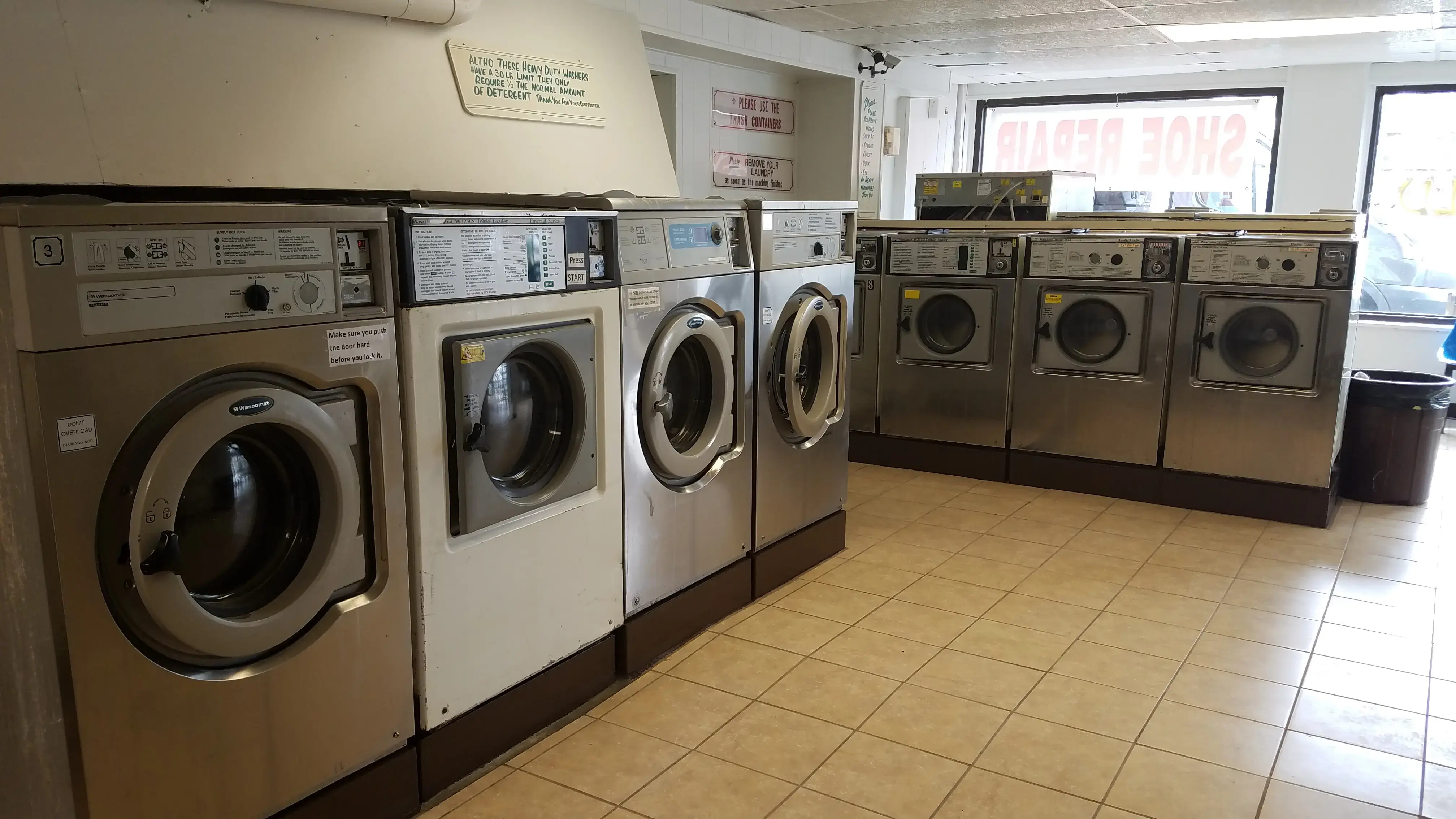 Peninsula Cleaners & Bethany Beach Laundromat thumbnail 15